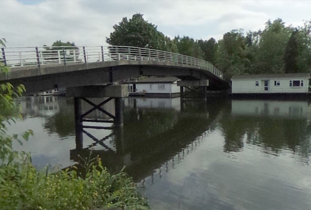 The teenager was seen entering the water at Tagg’s Island