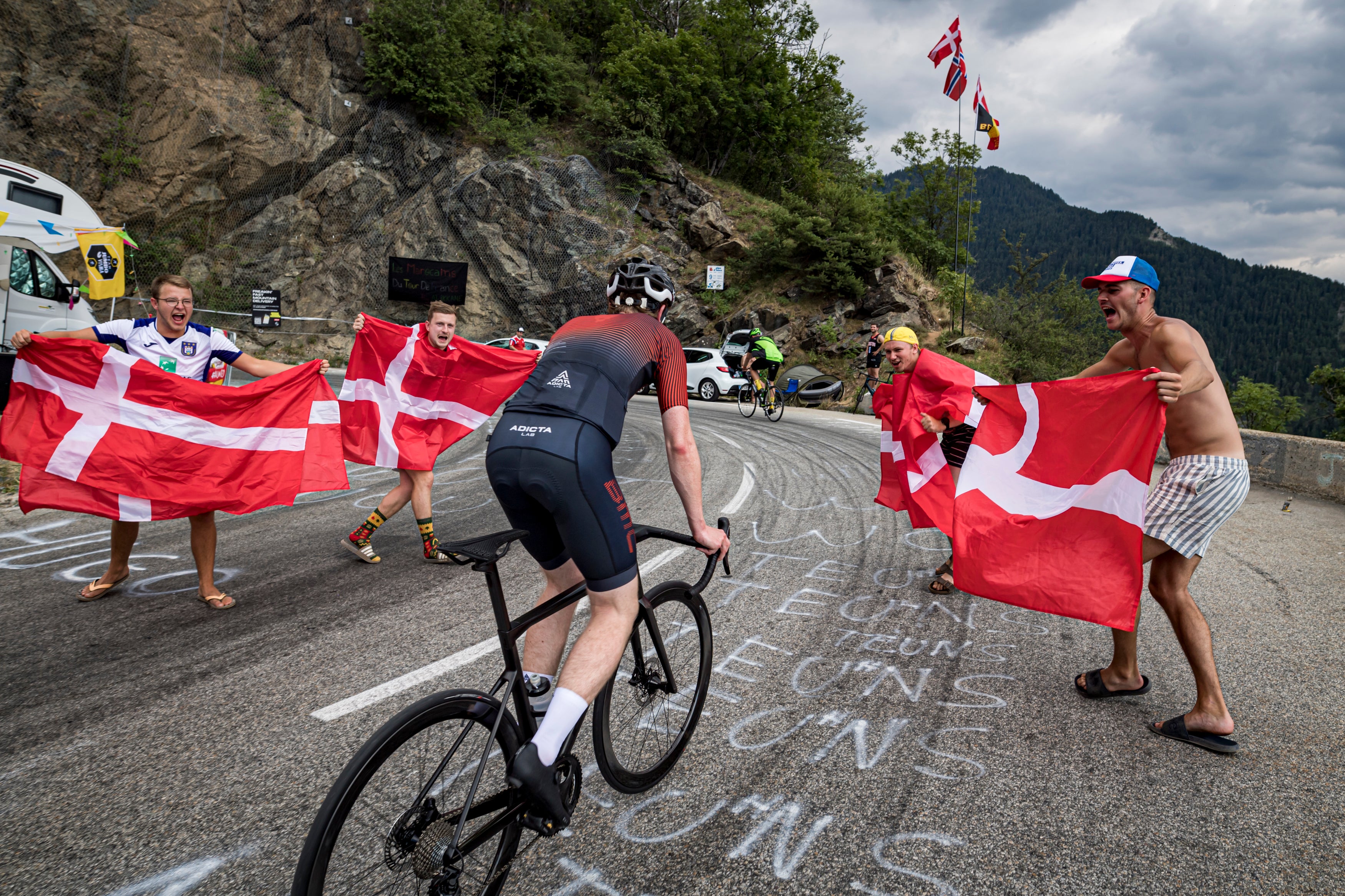 Sean Russell felt like a pro as he rode through the crowds