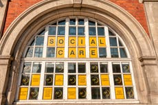 Filled social care roles in England fall 50,000 amid workforce pressures