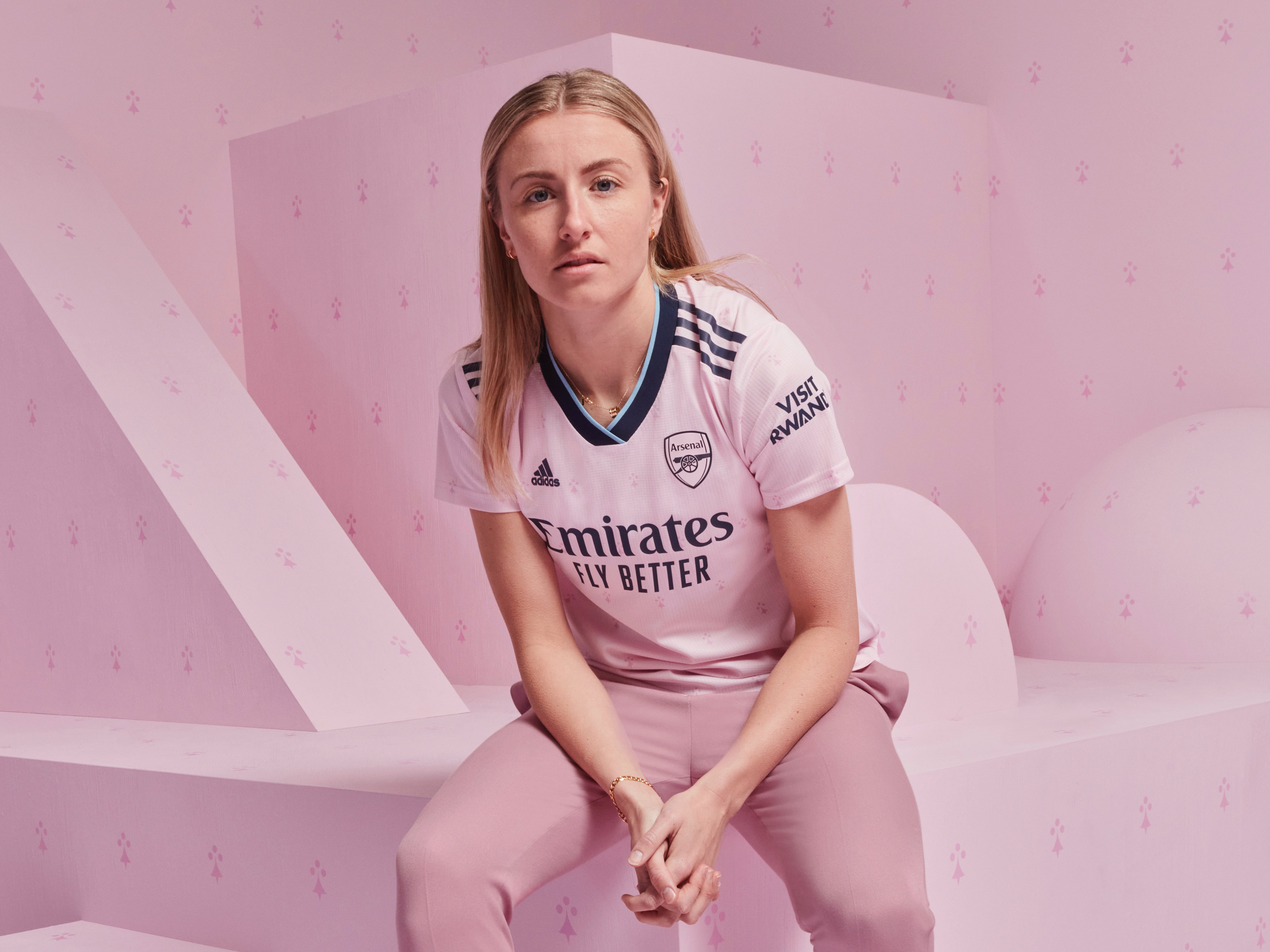 Leah Williamson models Arsenal’s new third kit