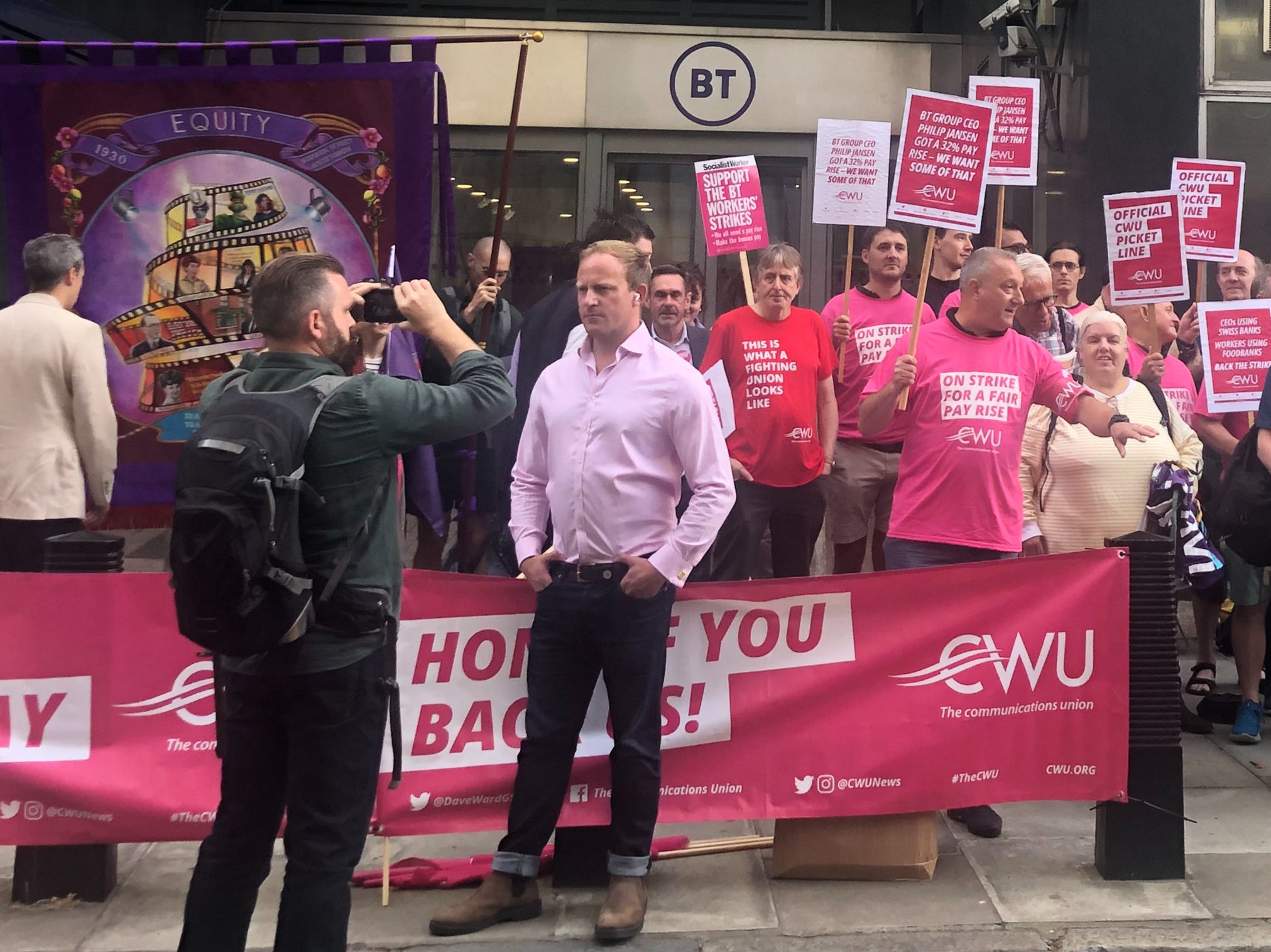 Labour MP Sam Tarry joins CWU members at BT Tower