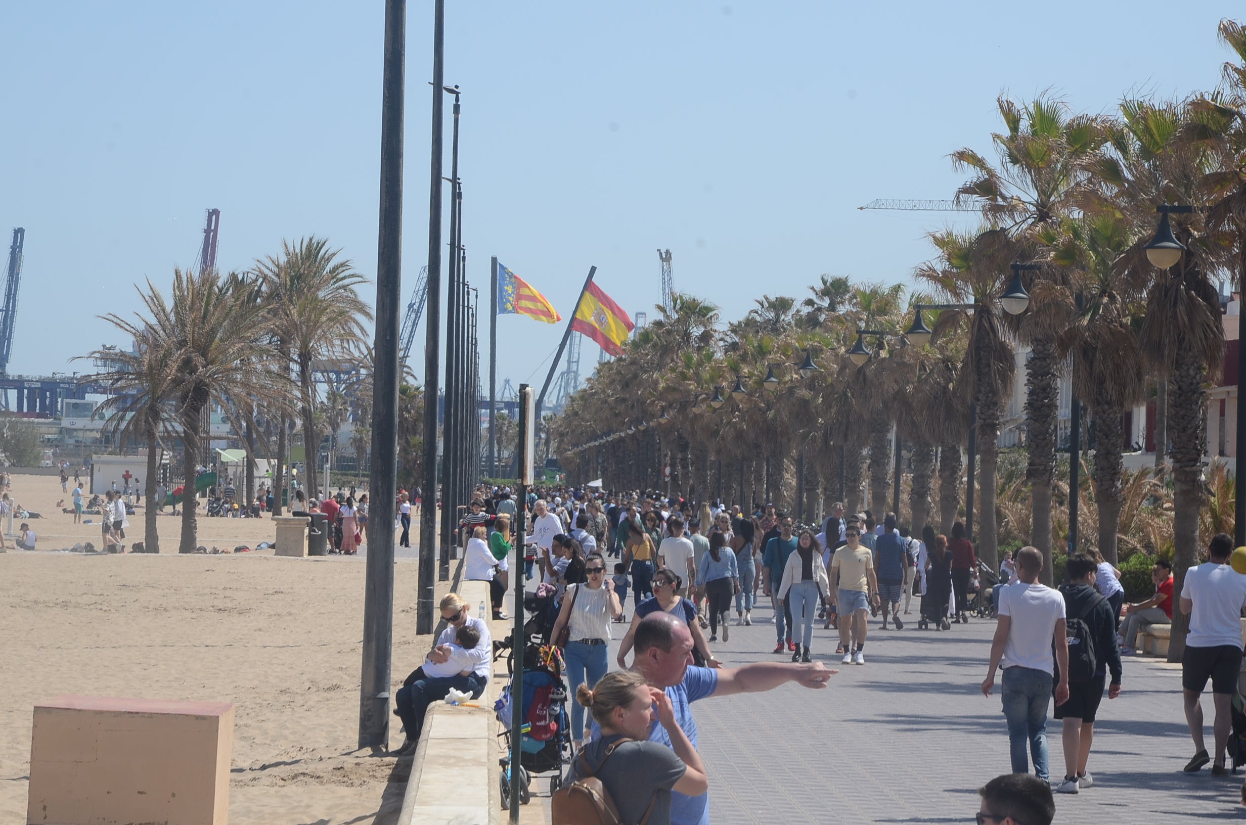 The promenade is a place where the sun is almost always beating down