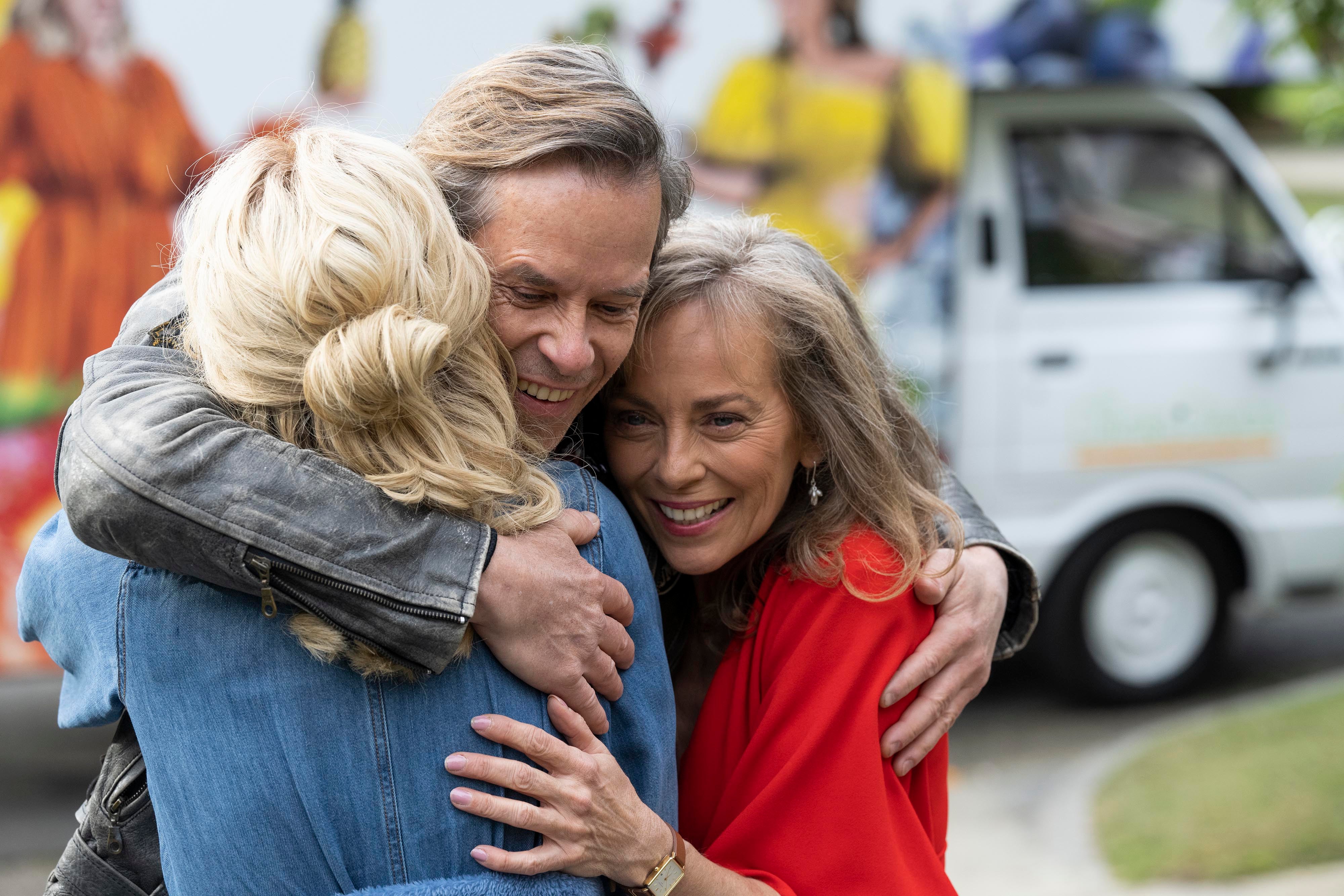 The ‘Neighbours’ finale reunited old friends