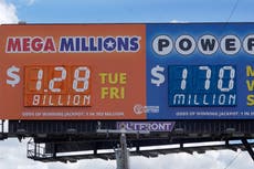Ticket bought in Illinois wins $1.28bn Mega Millions jackpot