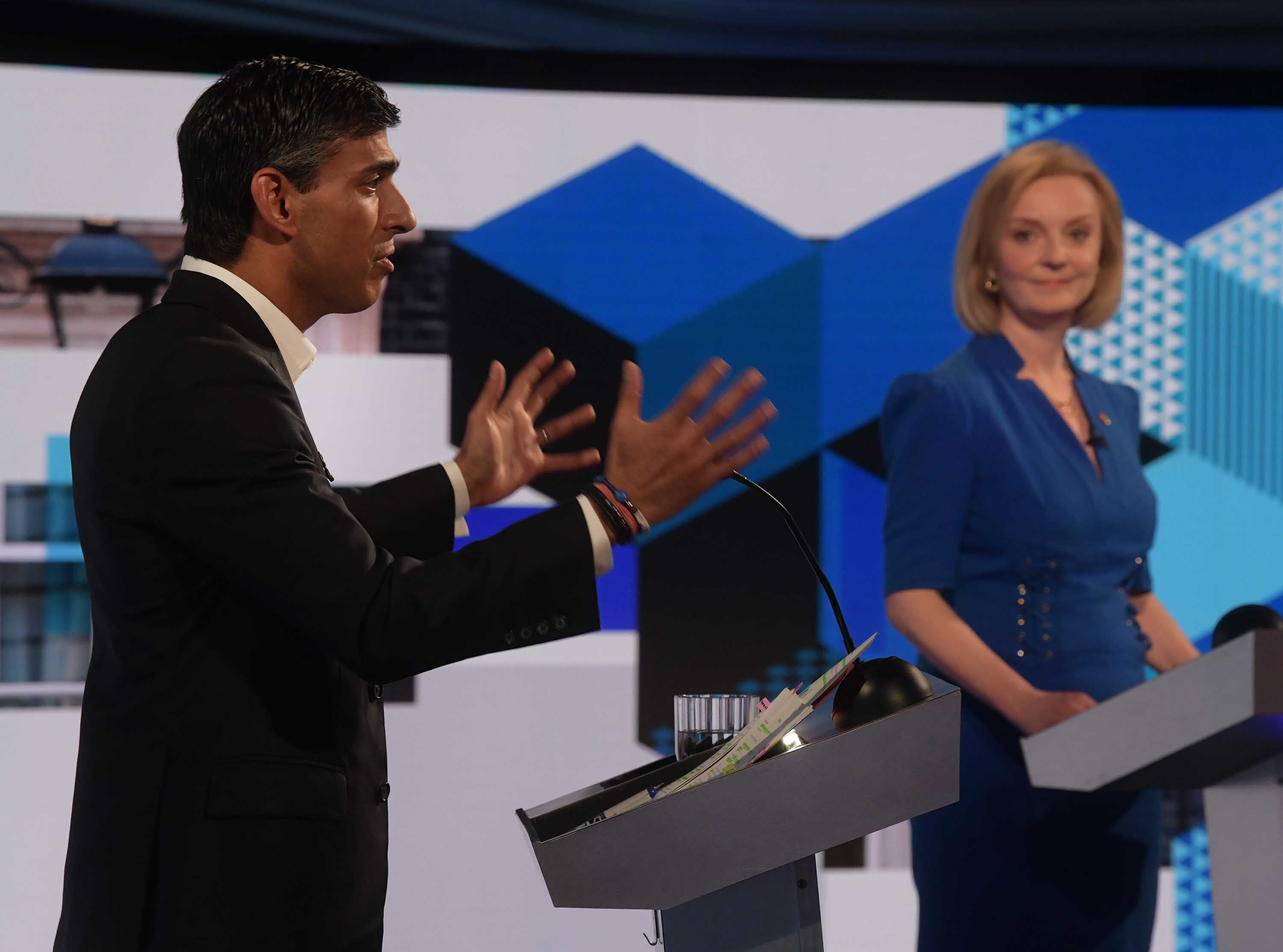 Leadership hopefuls Rishi Sunak and Liz Truss (Jeff Overs/BBC)