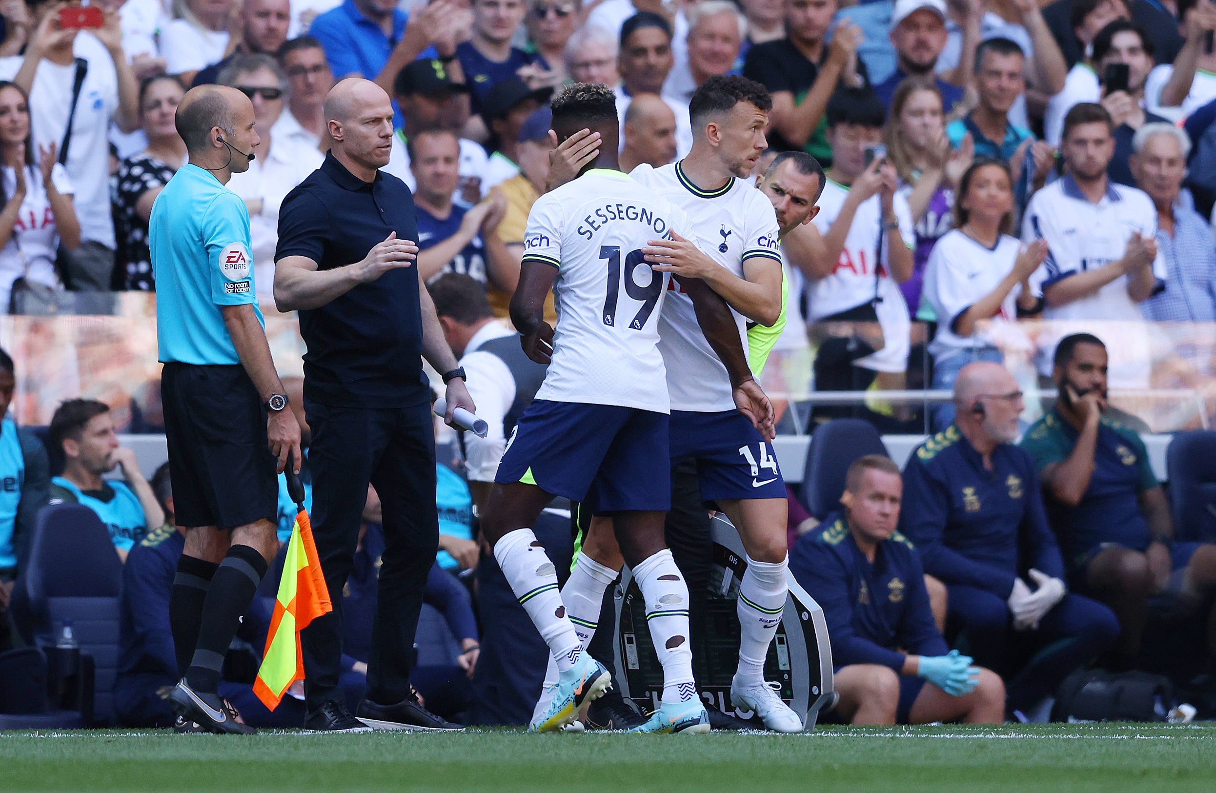 Ivan Perisic replaces Ryan Sessegnon late in the game