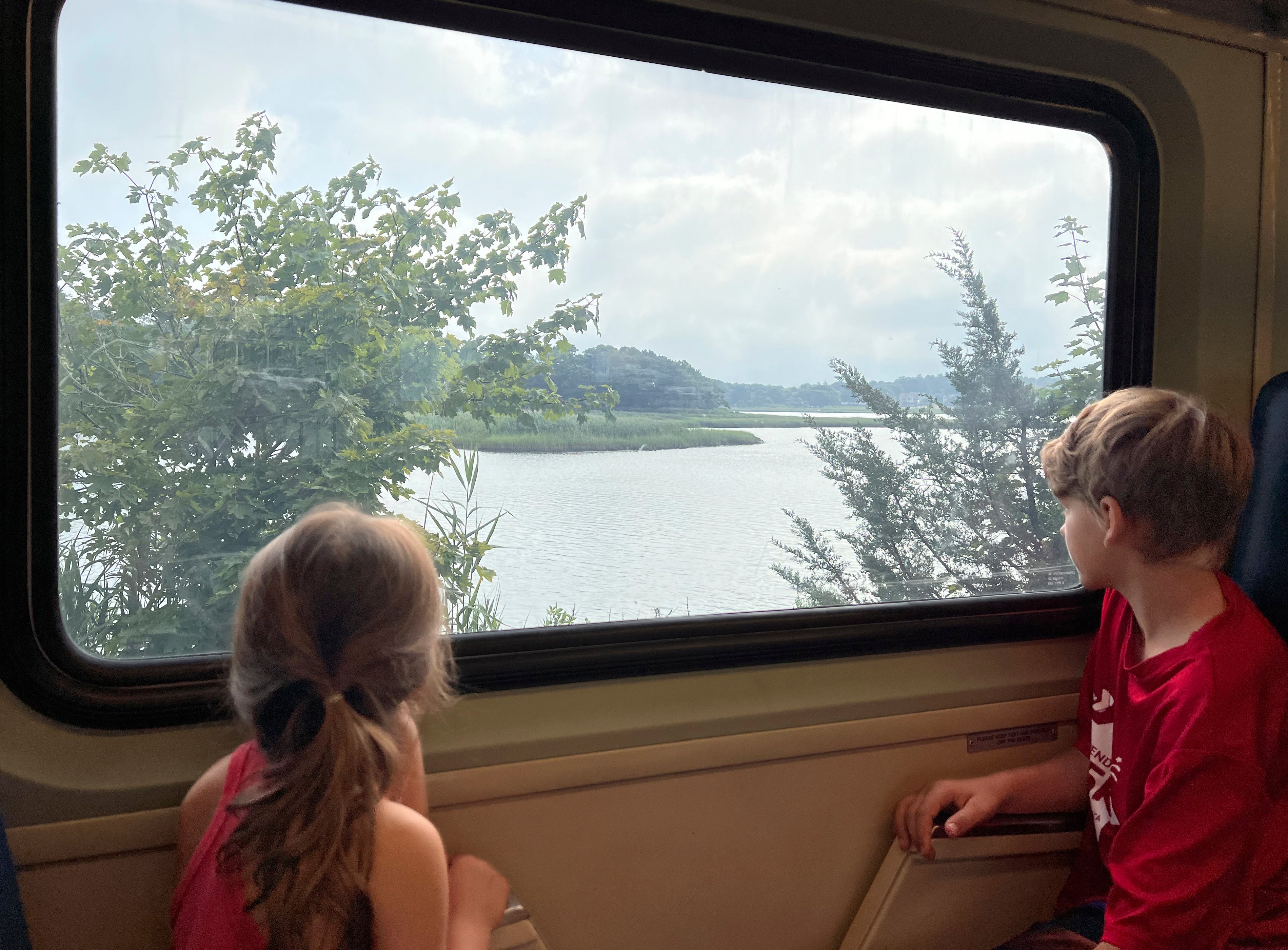 Travel-Cape Cod Train