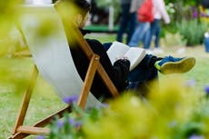 Reading, doing yoga and spending time with family ‘may lower dementia risk’