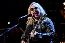 Rock icon Melissa Etheridge announces solo off-Broadway show