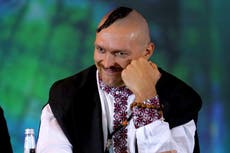 Oleksandr Usyk hits right notes with Ukrainian song at Anthony Joshua face-off