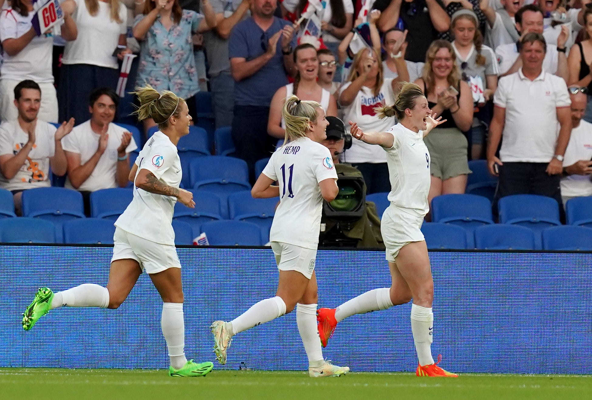 Ellen White, right, celebrates scoring against Norway at Euro 2022 (Gareth Fuller/PA)