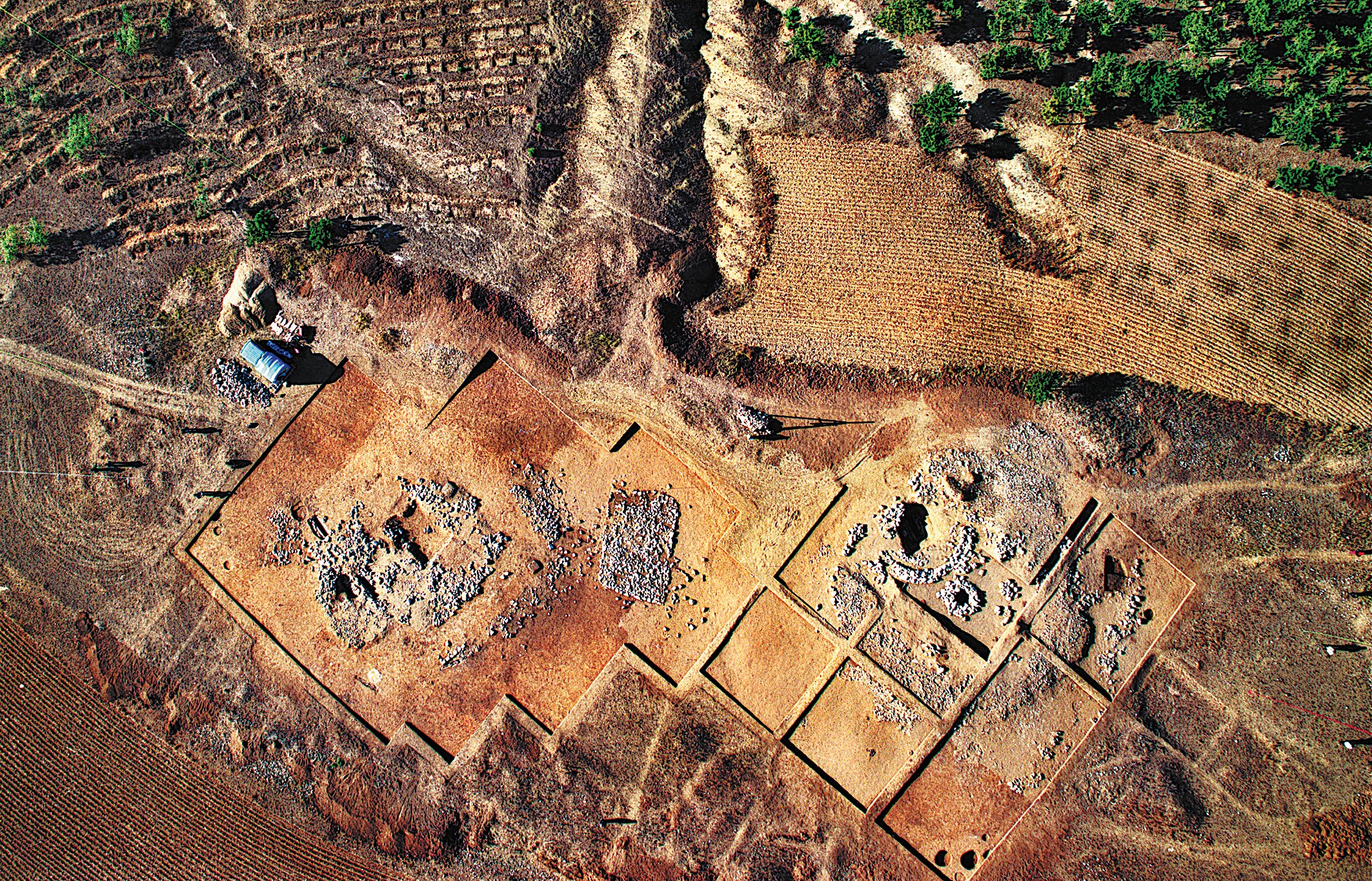 The rubble mound tombs at the Niuheliang site