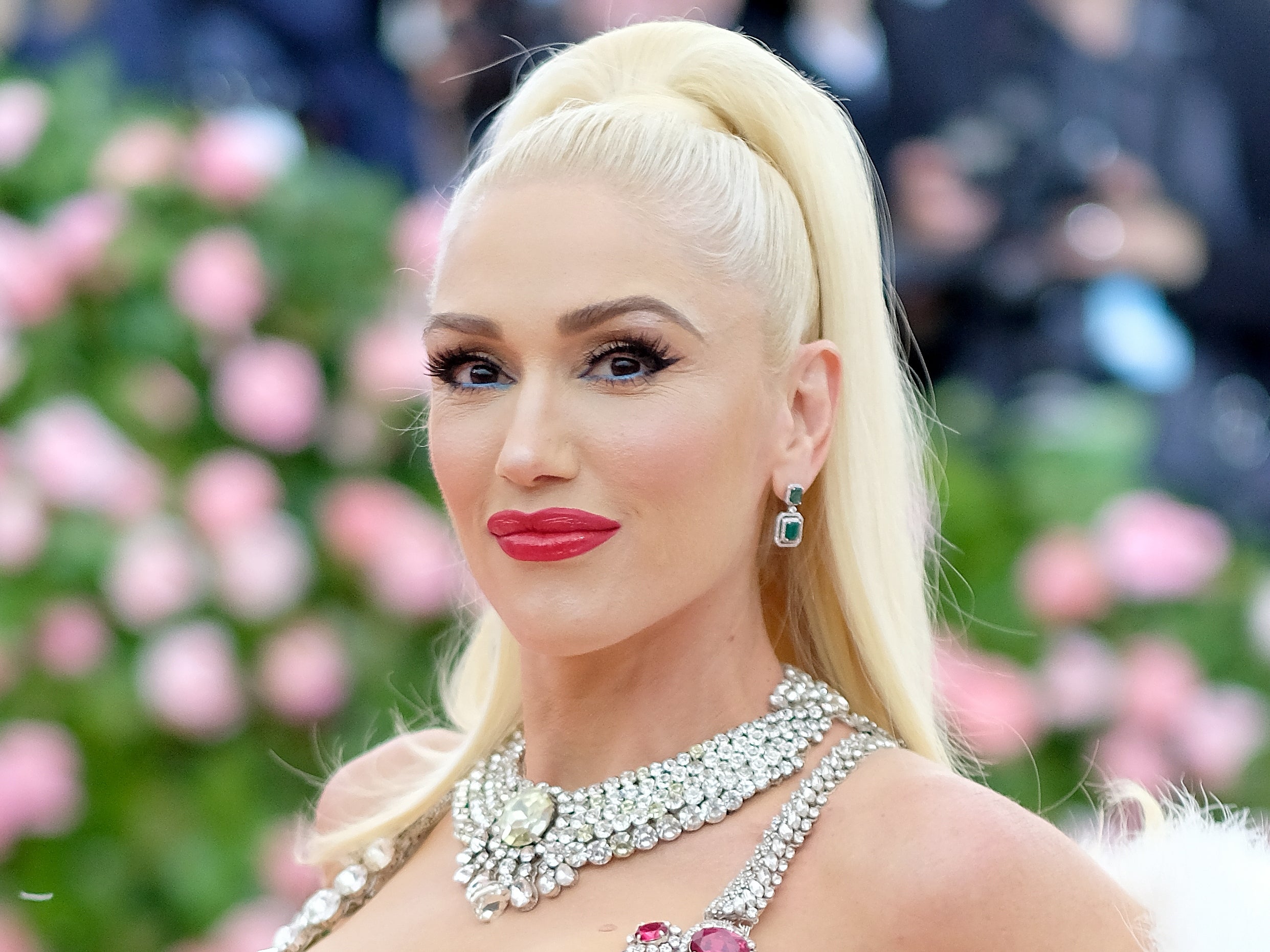 Gwen Stefani credits hydration for keeping her skin ‘youthful’