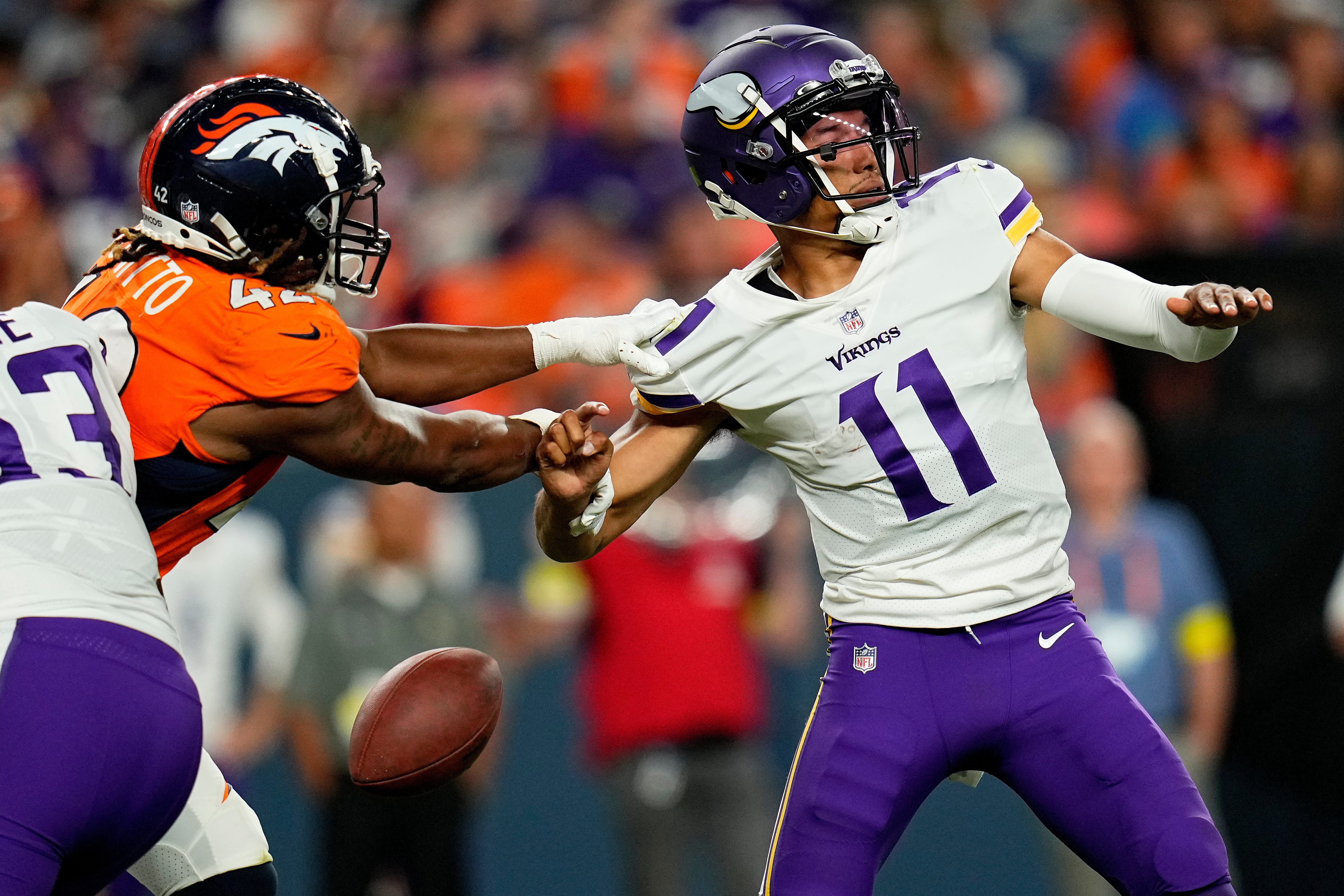 APTOPIX Vikings Broncos Football