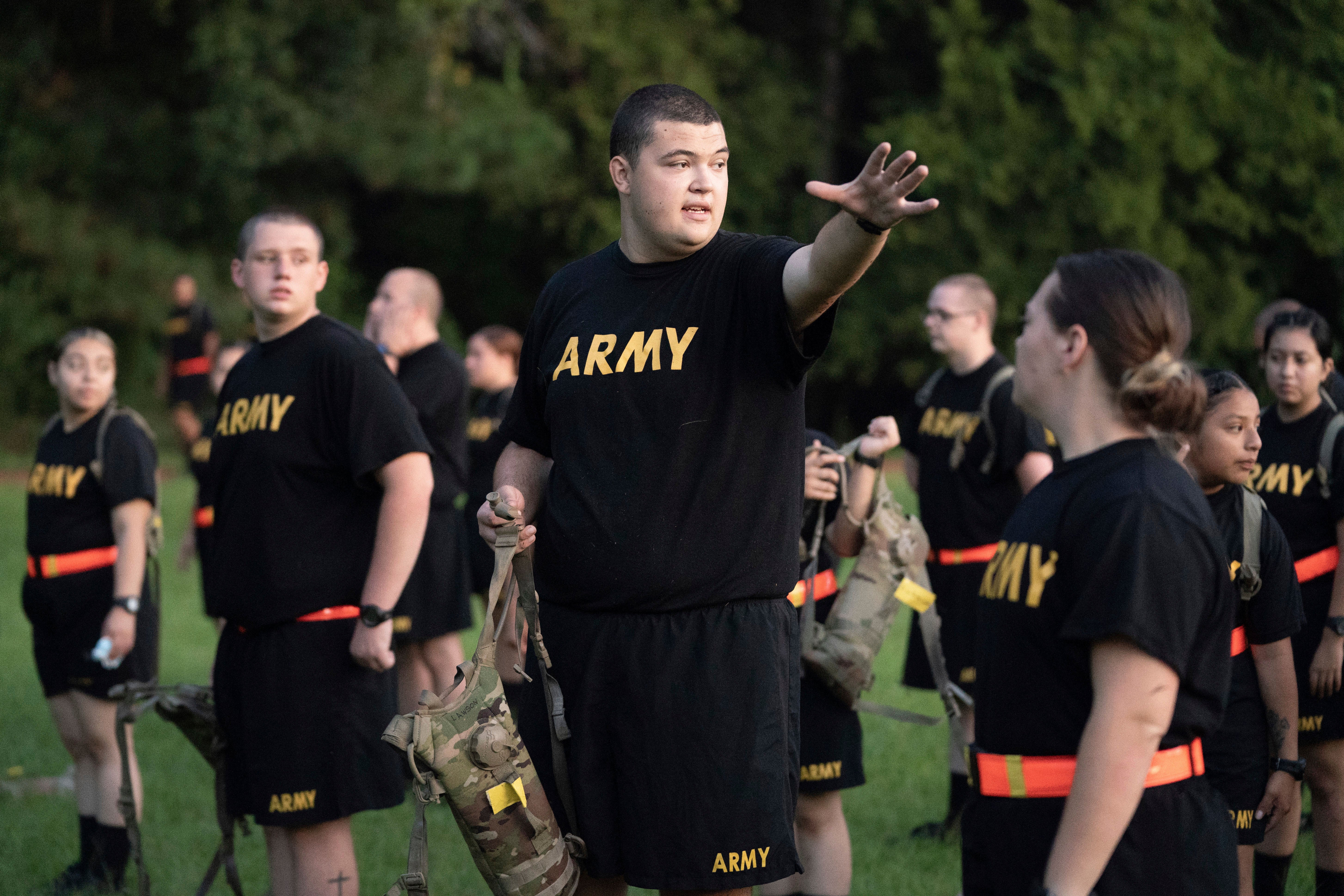 Army Recruits Second Chances