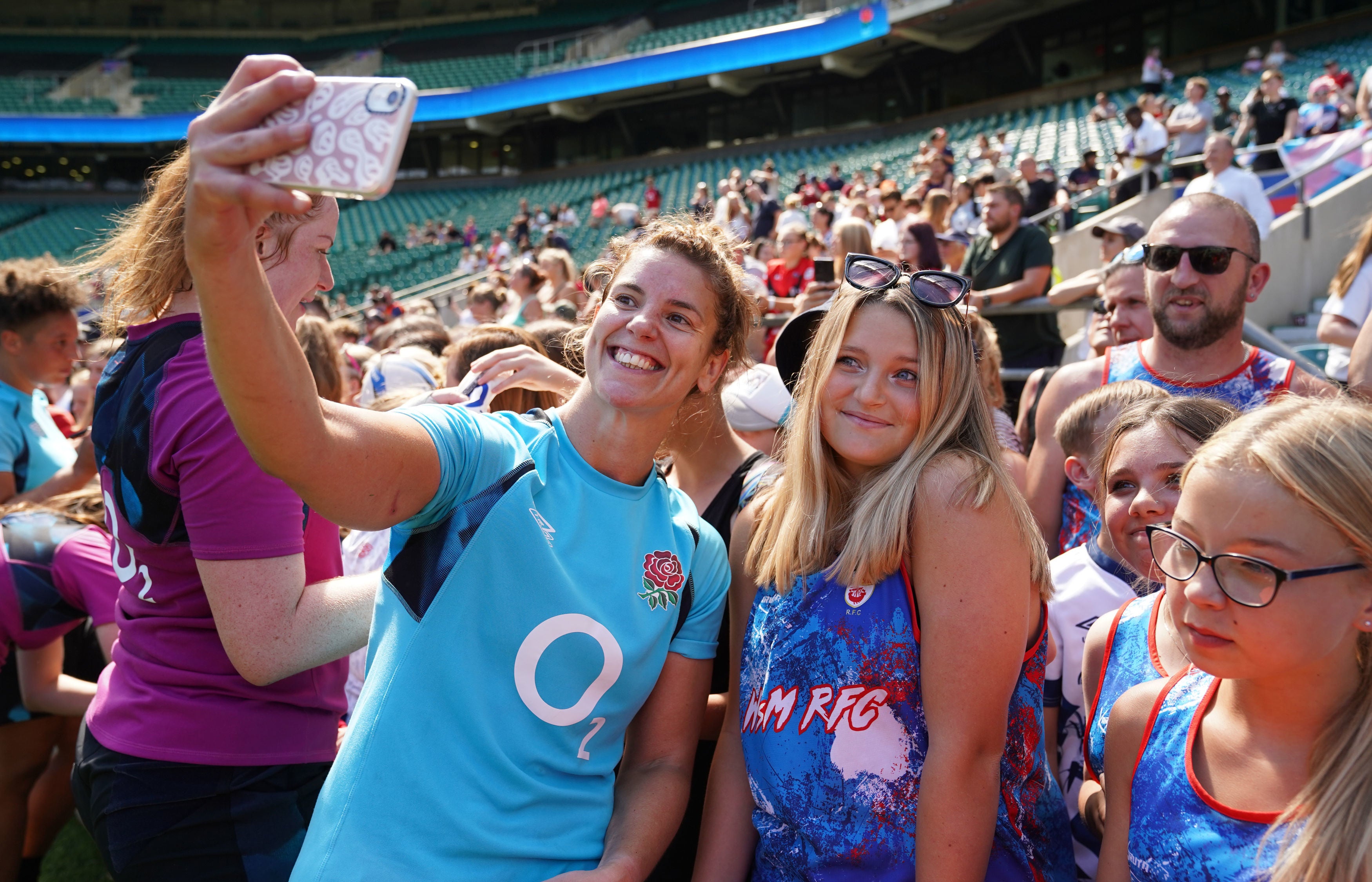 Sarah Hunter takes a selfie with an England fan