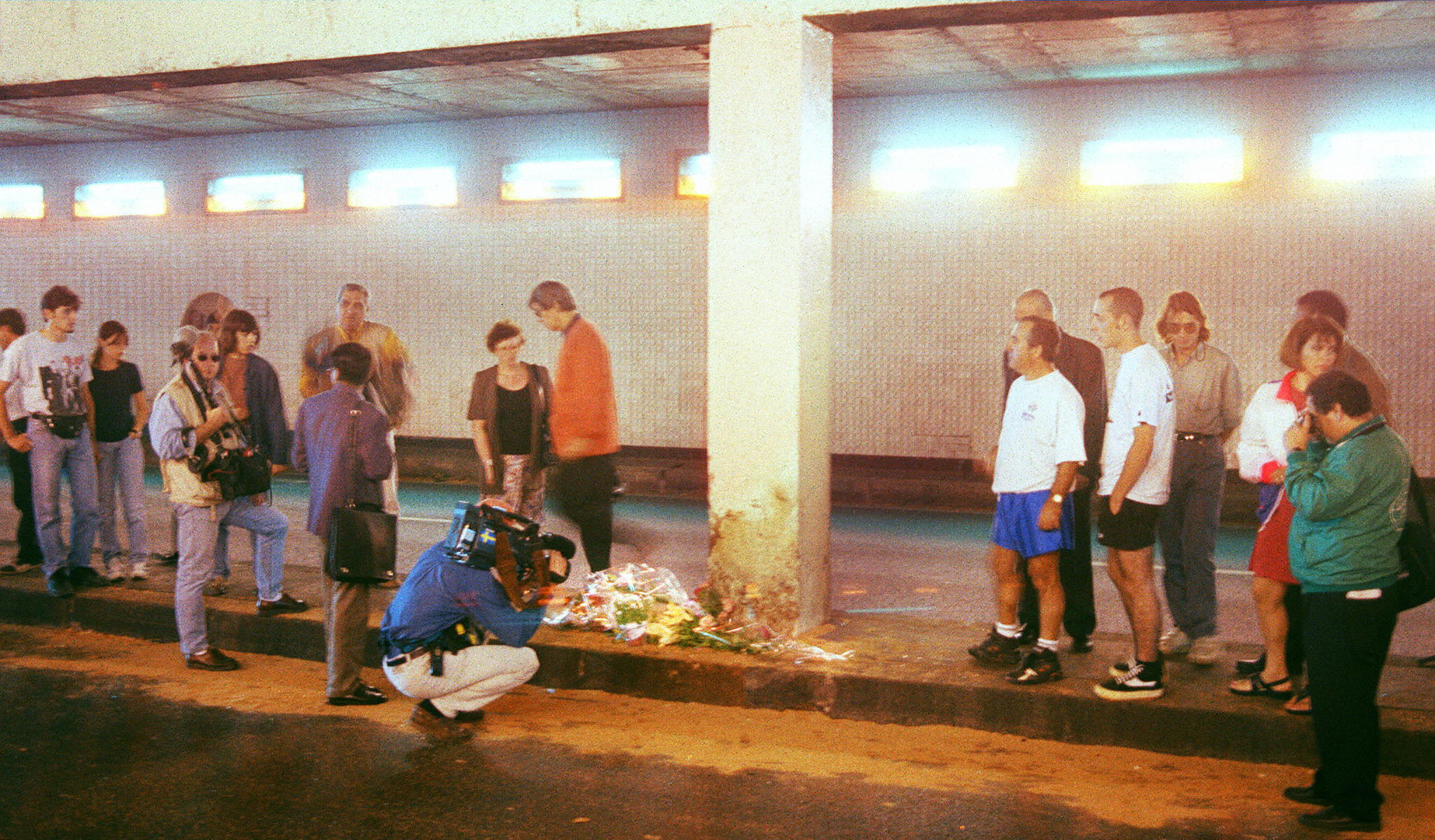 A cameraman films the point of Diana’s fatal car accident in Paris