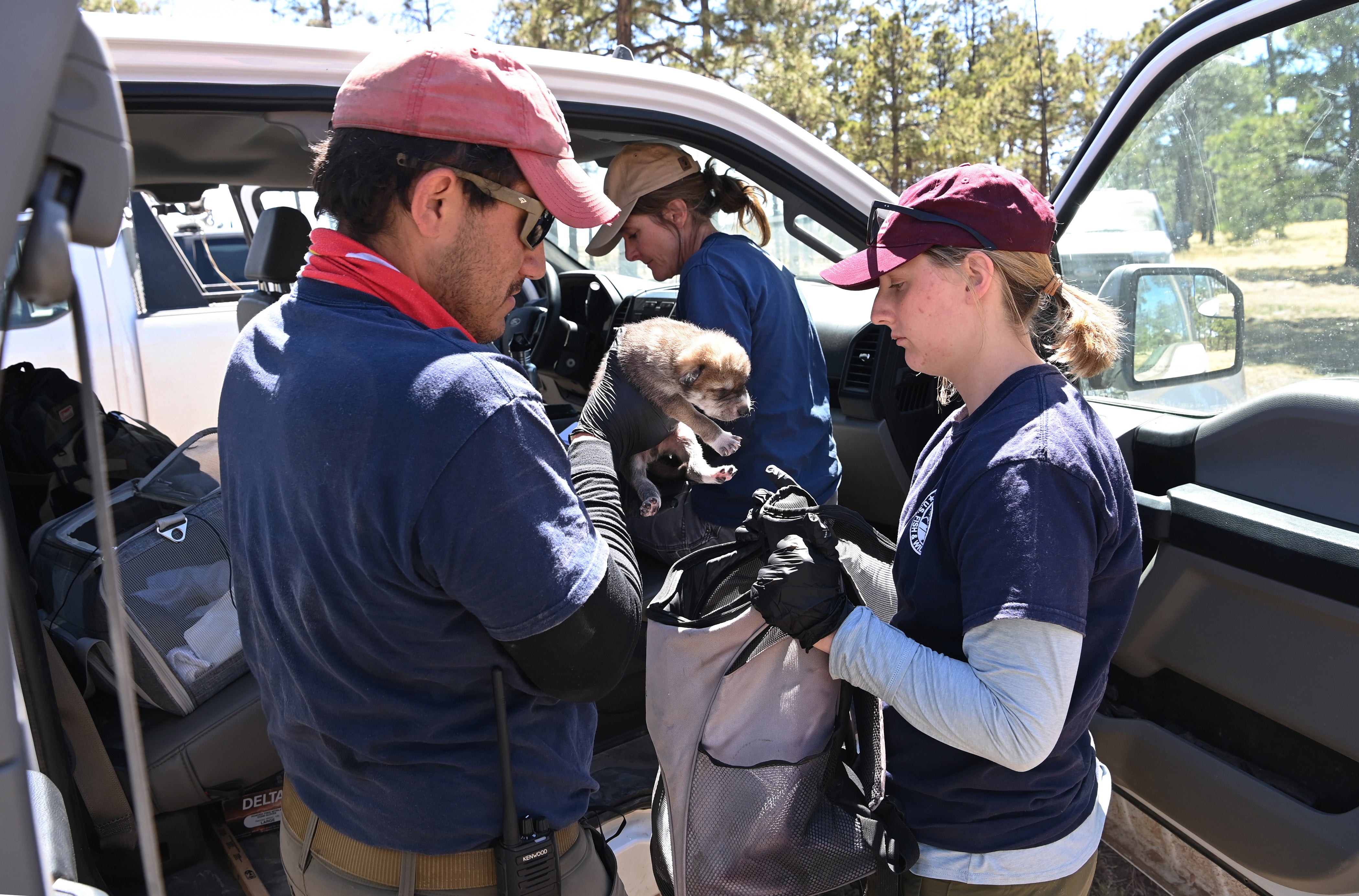 Pito Lopez and Rebekah Keating of the US Fish and Wildlife Service