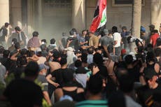 Baghdad clashes: 15 dead as protesters storm Iraqi palace after Muqtada al-Sadr resigns