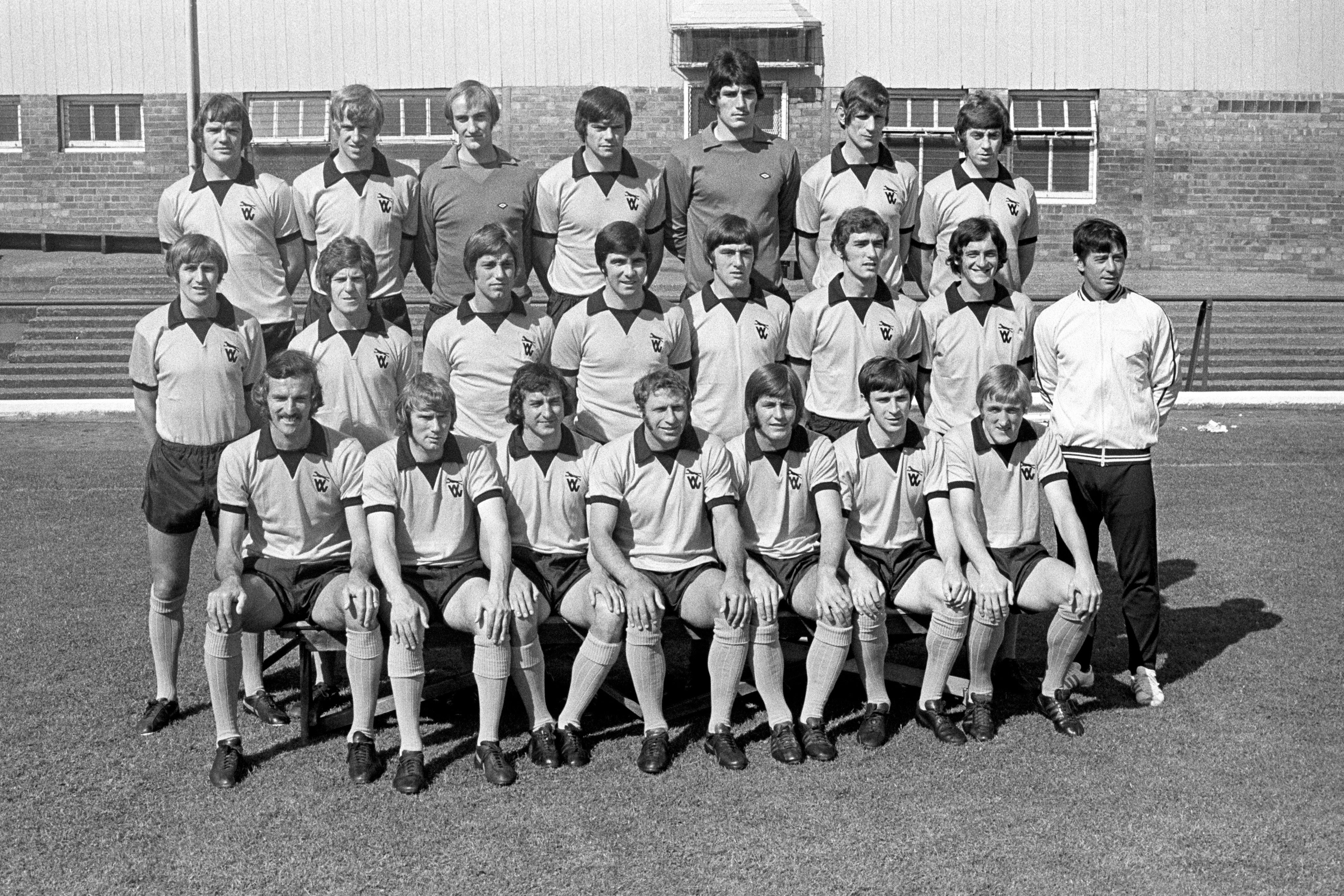 Wolverhampton Wanderers squad for the 1971-72 season. (back l-r) Hugh Curran, Bertie Lutton, John Oldfield, Frank Munro, Phil Parkes, Dave Woodfield and Danny Hegan. (middle row l-r) Les Wilson, Bernard Shaw, Paul Walker, Bobby Gould, John Richards, John McAlle, Ken Hibbett and Sammy Chung (trainer-coach). (front row l-r) Derek Dougan, Dave Wagstaffe, Mike O’Grady, Mike Bailey, Jim McCalliog, Gerry Taylor and Derek Parkin.