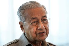 Ex-Malaysian leader Mahathir, 97, hospitalized with COVID-19