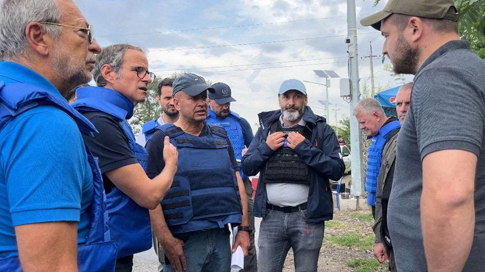 IAEA director General Rafael Mariano Grossi and other officials try to negotiate access to Zaporizhzhia nuclear power plant