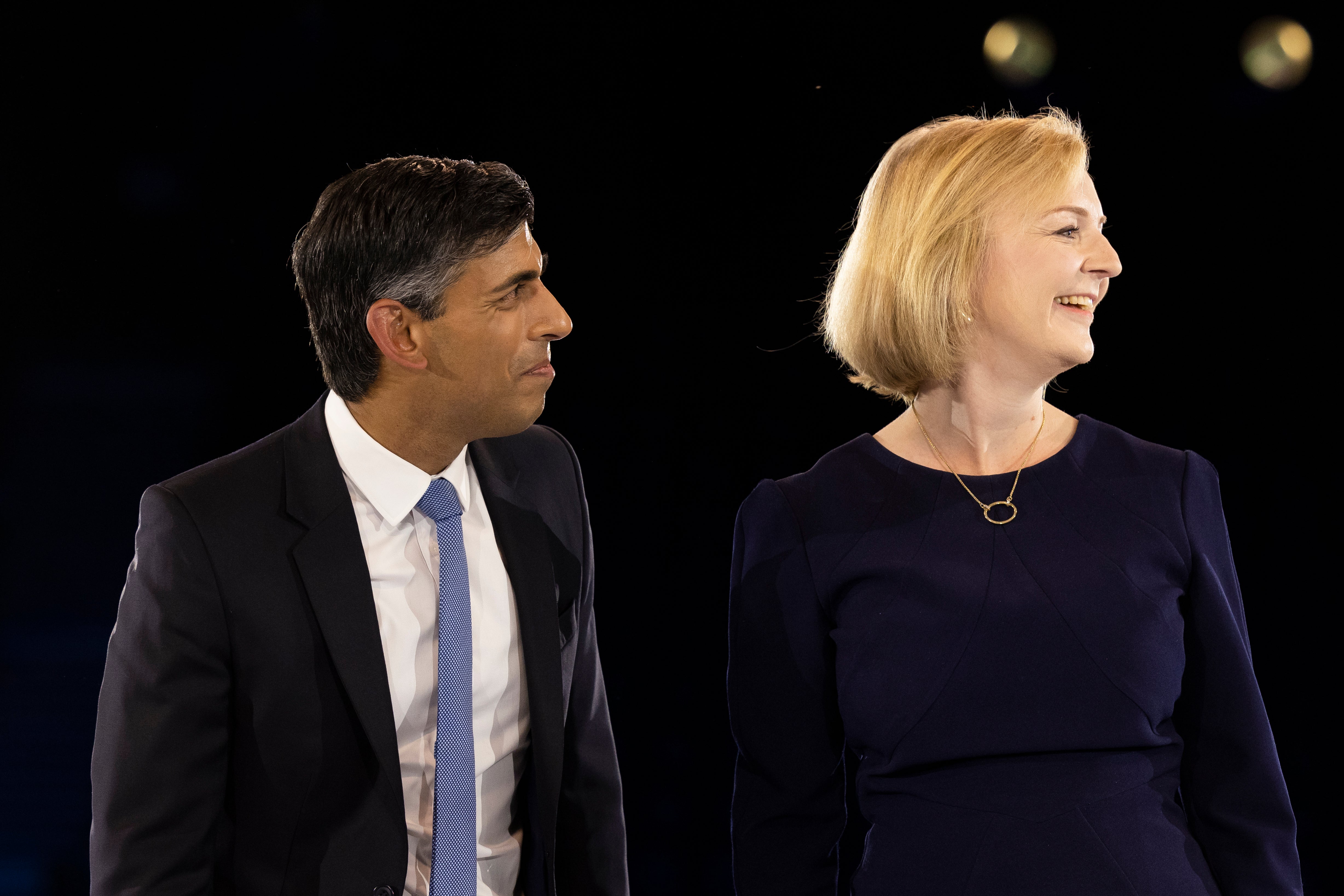 Nobody seems to think Rishi Sunak or Liz Truss has any sort of plan to help people