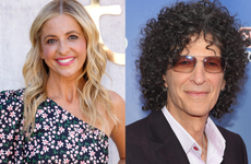 Sarah Michelle Gellar won’t let Howard Stern forget about his bet that her marriage to Freddie Prinze Jr wouldn’t last