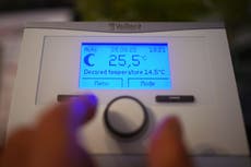 Citizens Advice ‘helping more than two people every minute with crisis support’