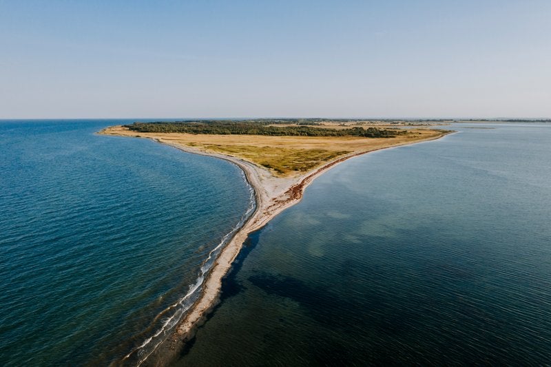 A 21km cycling or walking route stretches around the coast of Endelave