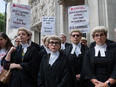 New justice secretary Brandon Lewis ‘must negotiate’ to end barristers’ strike