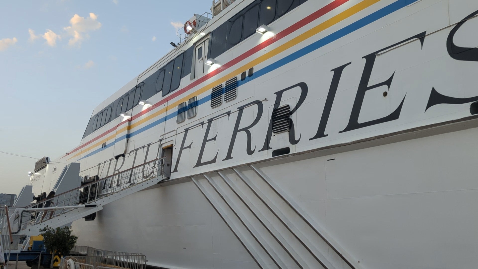 Virtu Ferries runs a daily service from Sicily