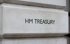 Former heads of civil service blast Liz Truss over sacking of Treasury mandarin