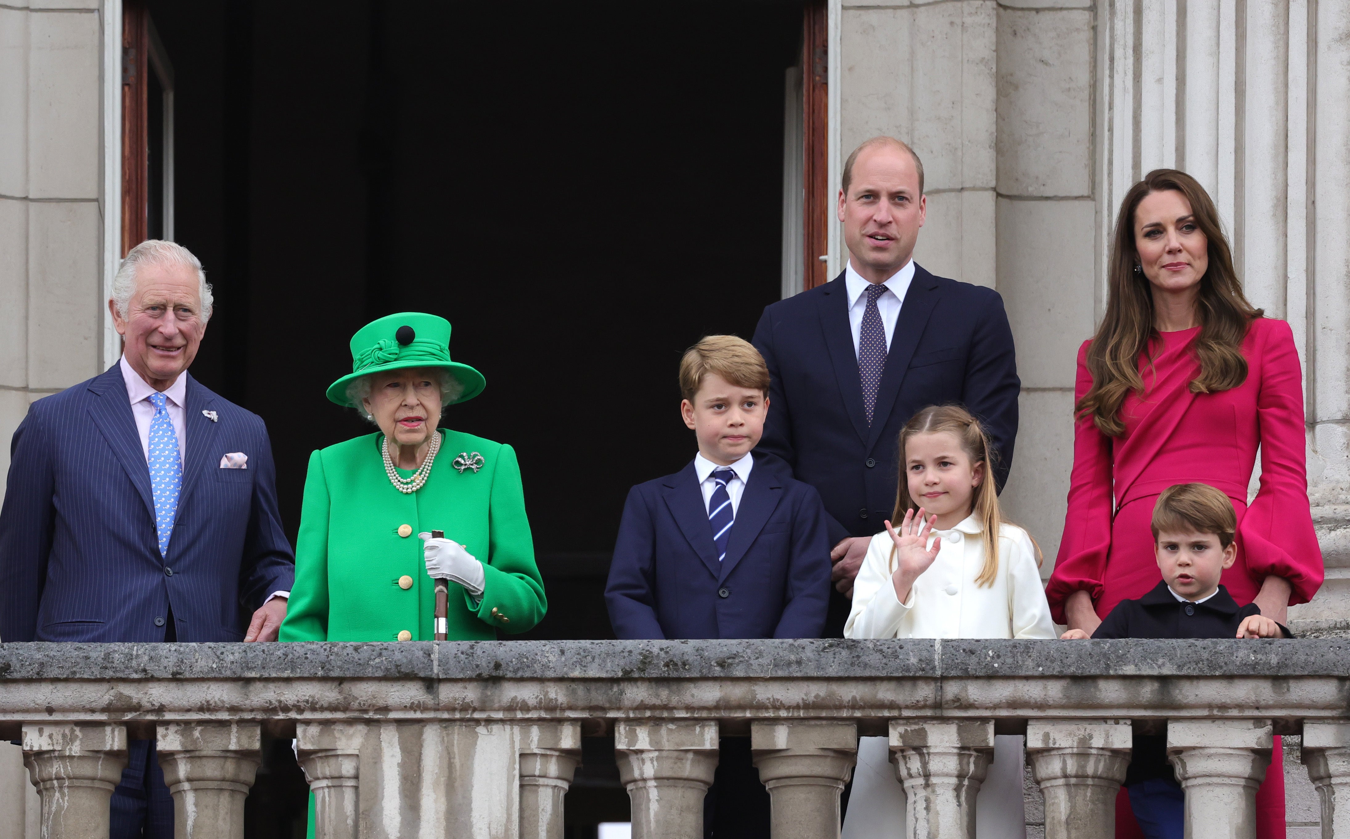 The Queen and her family on the balcony of Buckingham Palace at the end of the Platinum Jubilee Pageant (PA)