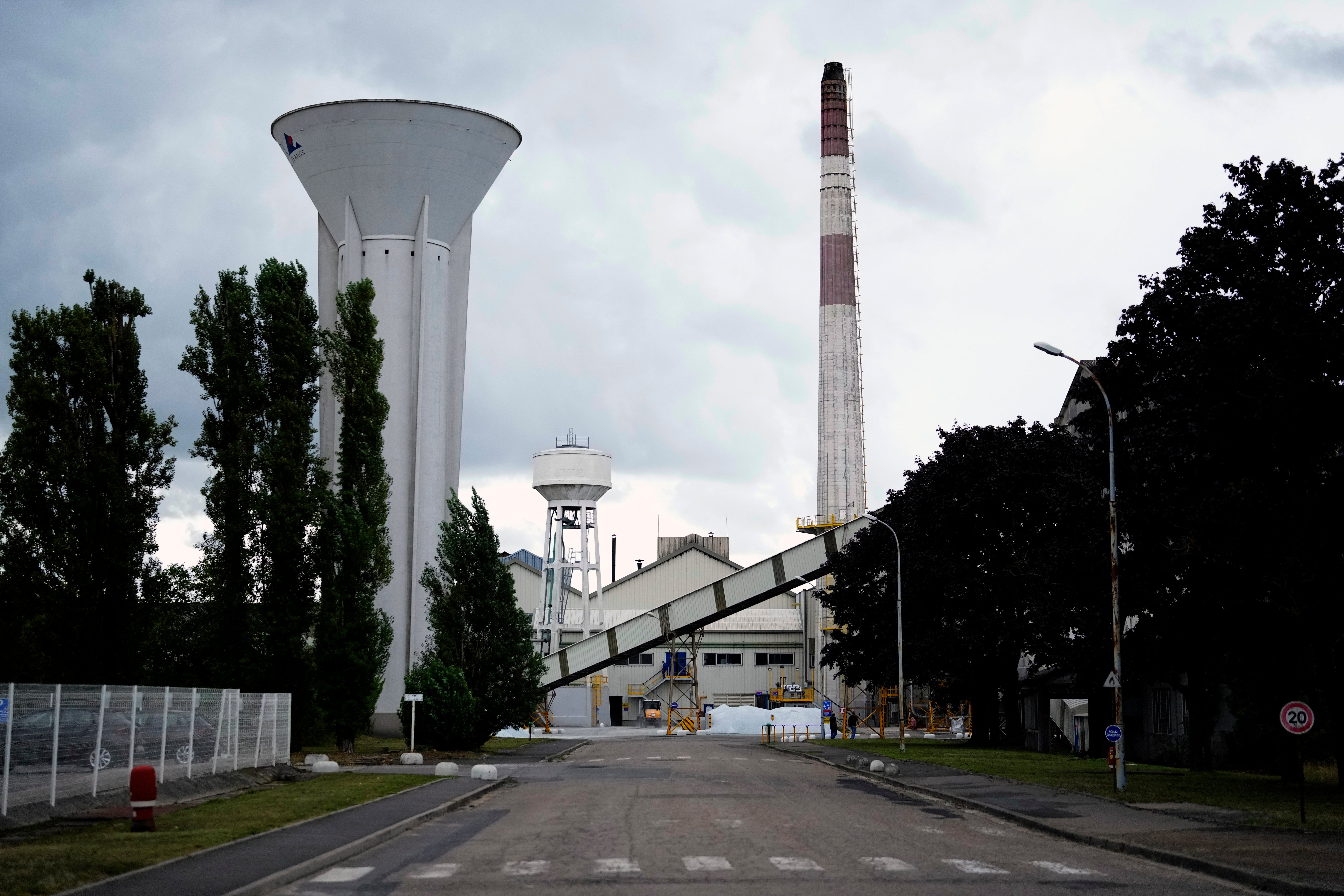 Europe Energy Crisis Glassmaker Shutdown