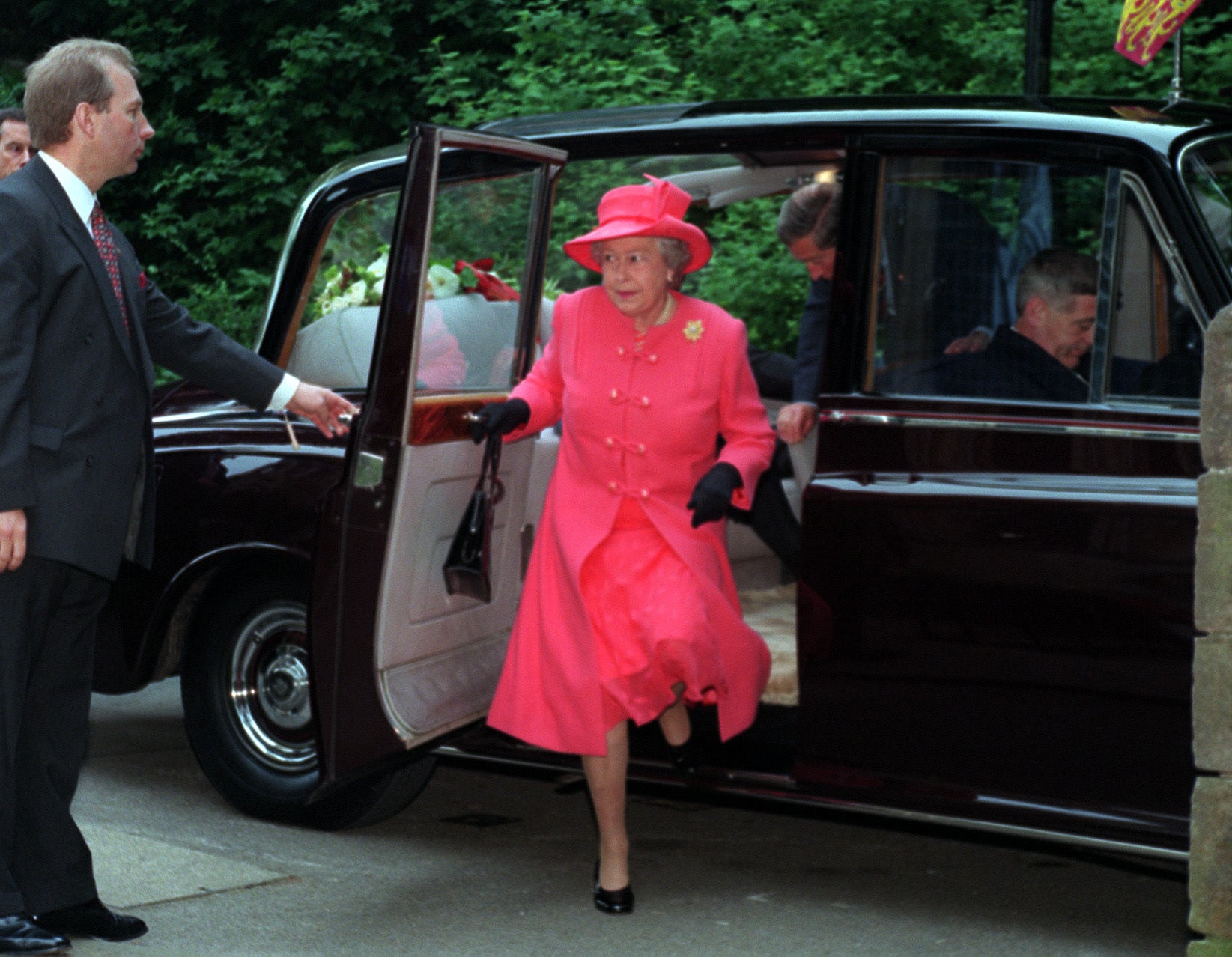 The Queen leaves a Bentley as she arrives in Cardiff (Barry Batchelor/PA)