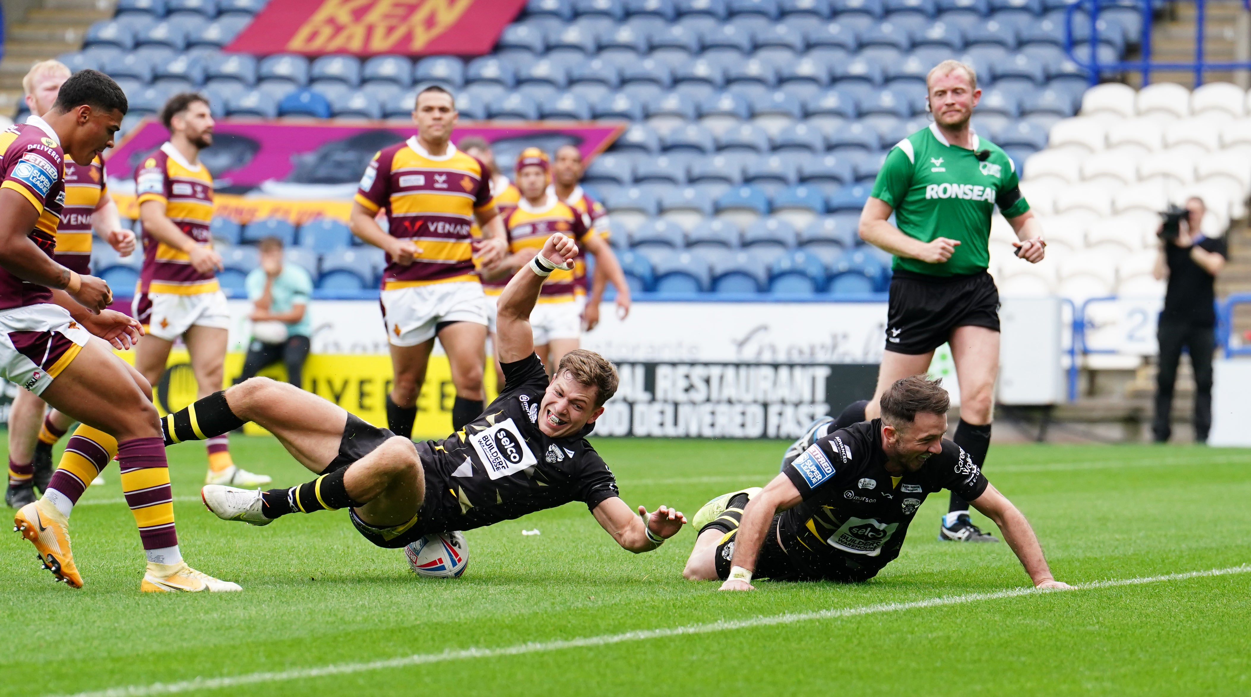 Ryan Brierley (right) scored Salford’s third try (Martin Rickett/PA)