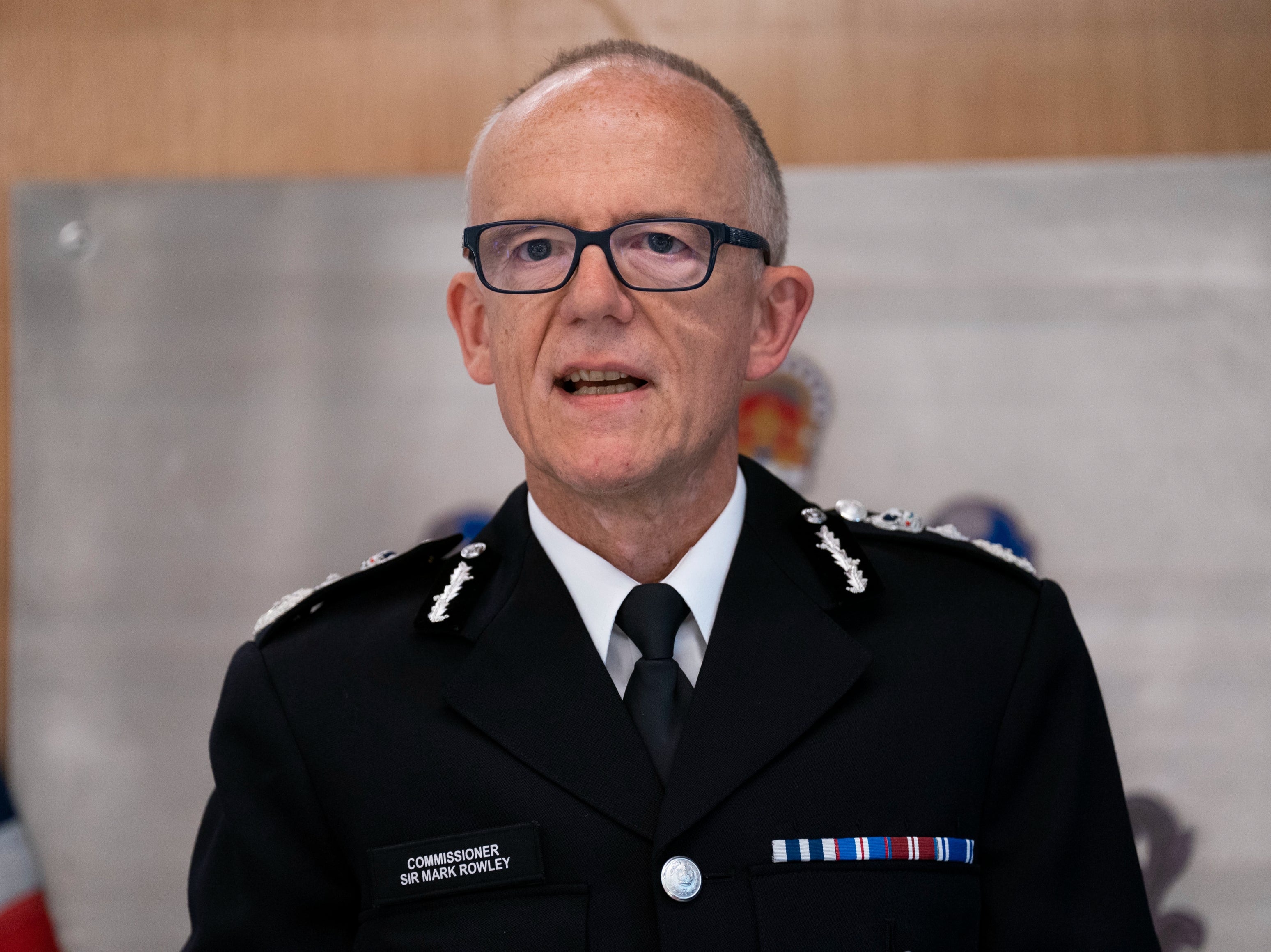 Sir Mark takes the oath at New Scotland Yard on his first day