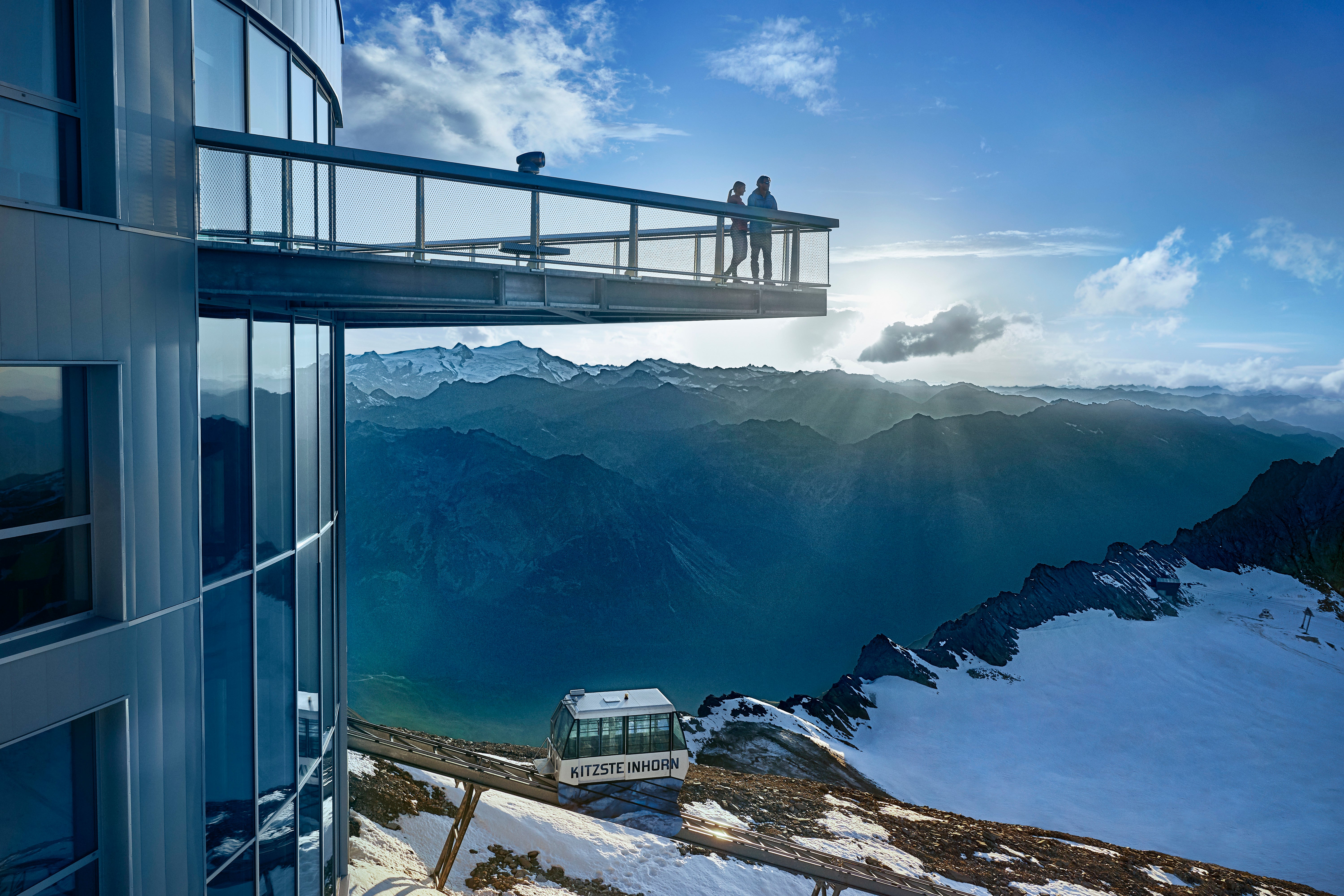 Experience breathtaking  views from the top of Salzburg_Kitzsteinhorn