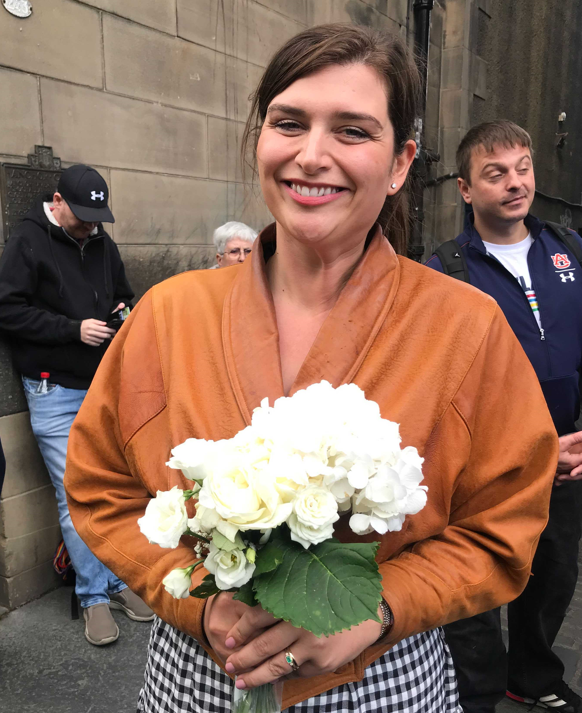 Amy Stevenson, who got married on Sunday, planned to lay her wedding bouquet at St Giles’ Cathedral for the Queen