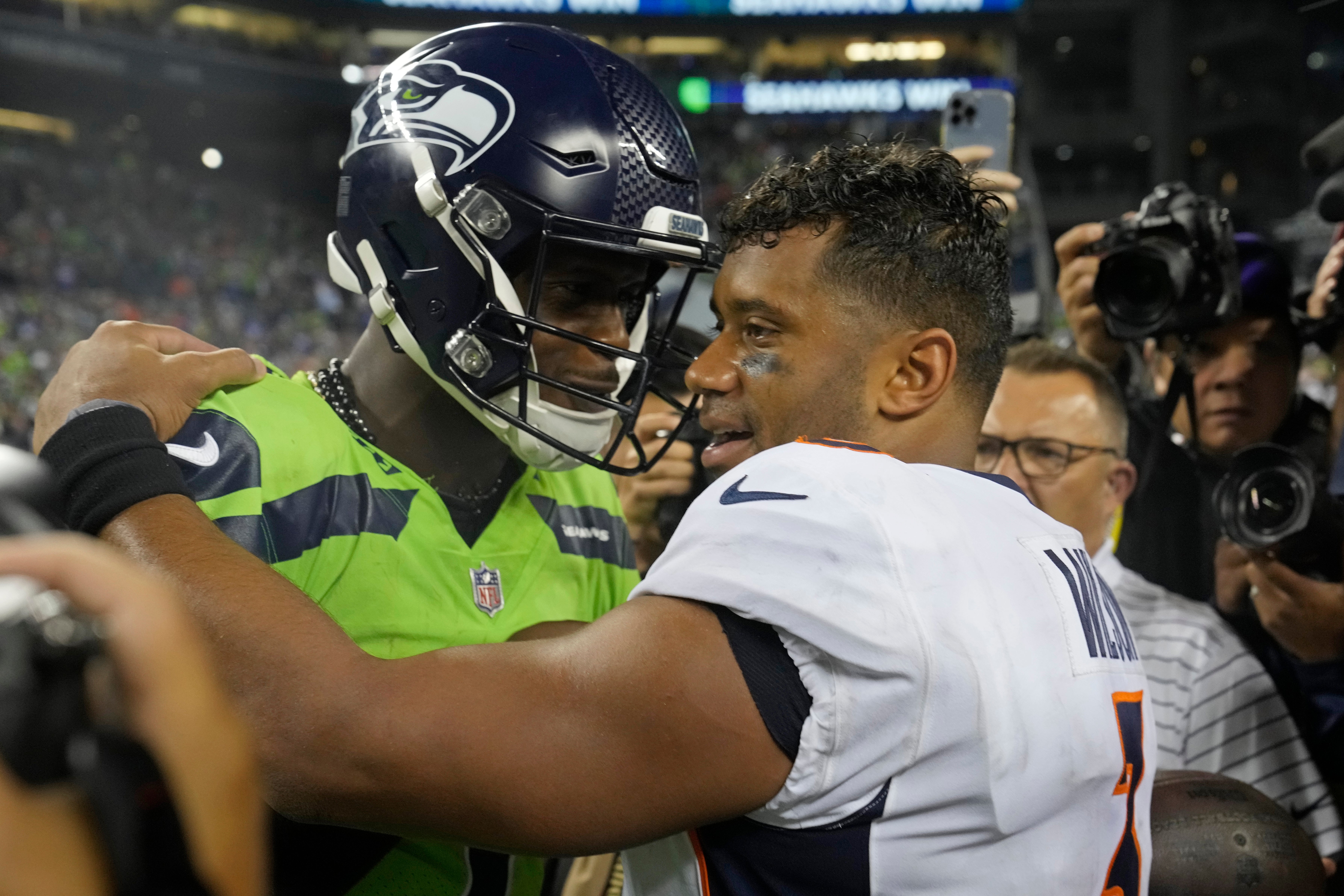 Russell Wilson falls short in return to Seattle as Seahawks beat Denver Broncos (Stephen Brashear/AP)