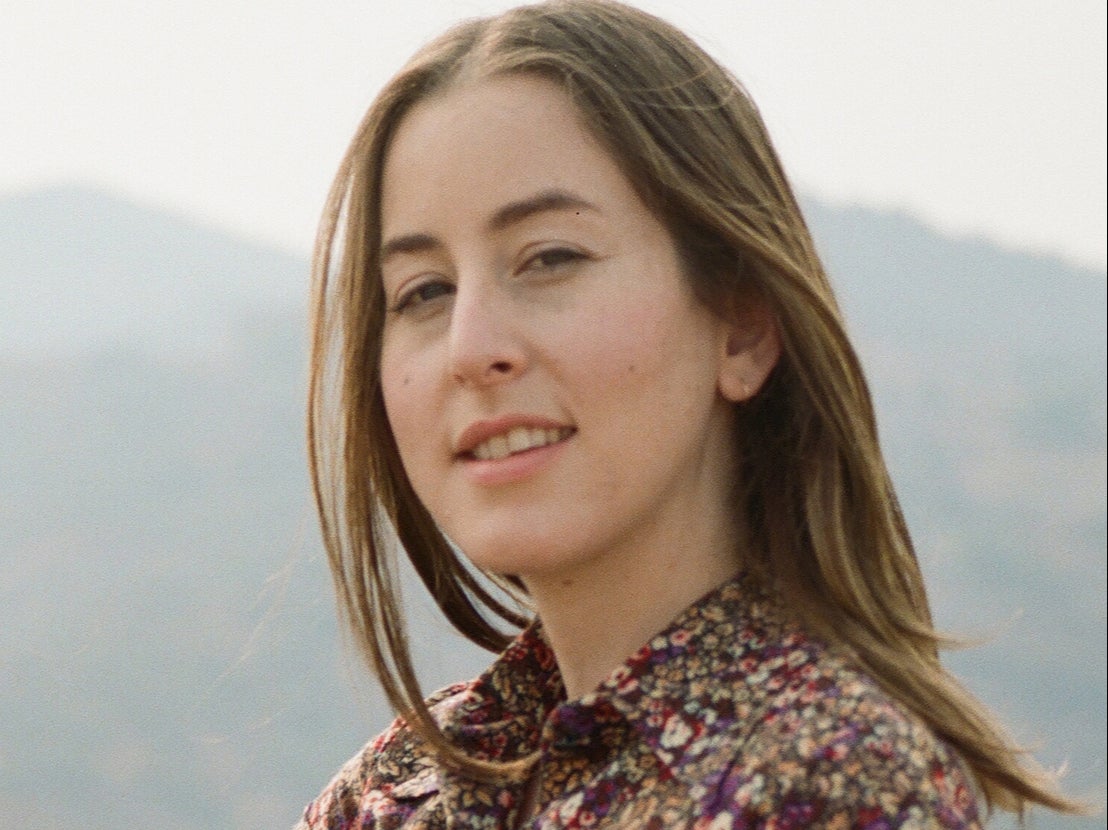 Alana Haim in ‘Licorice Pizza'