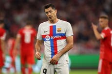 Robert Lewandowski wasteful on return as Bayern Munich give Barcelona a reality check