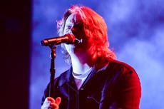 Lewis Capaldi recalls heartbreaking moment with dad before Tourette’s diagnosis