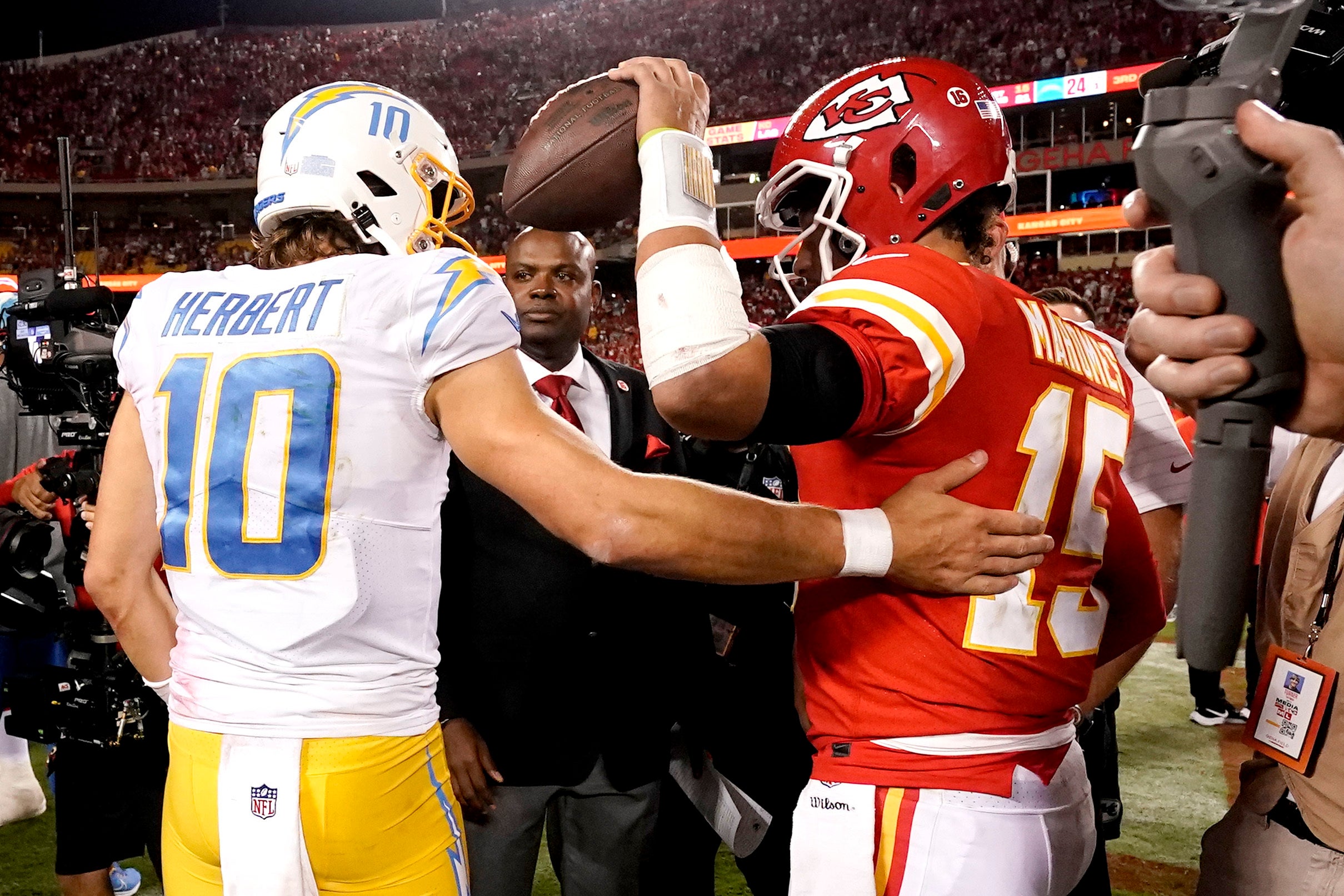 Patrick Mahomes greets Justin Herbert after Chiefs vs Chargers