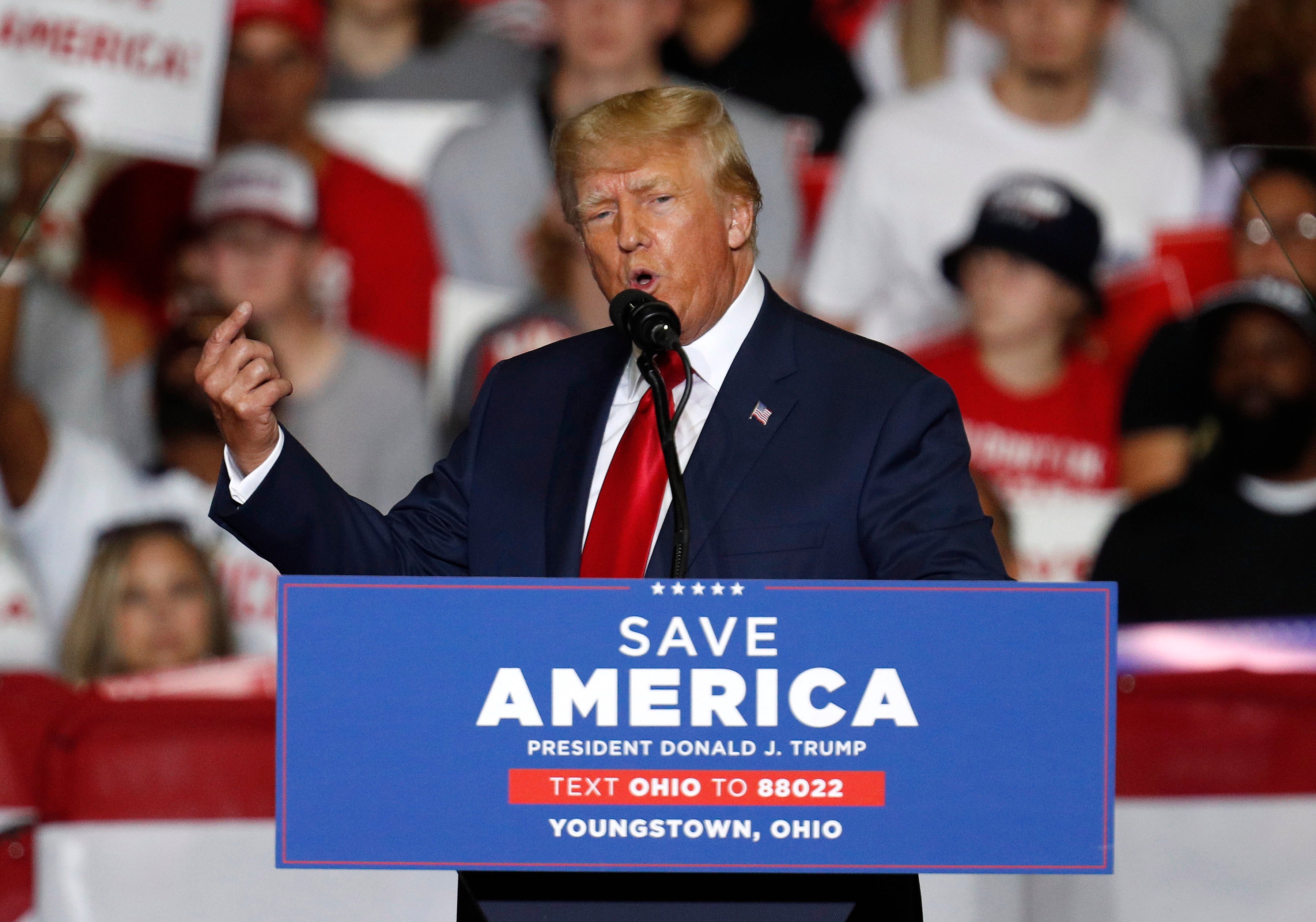 Trump news – live: Trump compares his own candidate to Kim Jong-un in bizarre Ohio rally speech