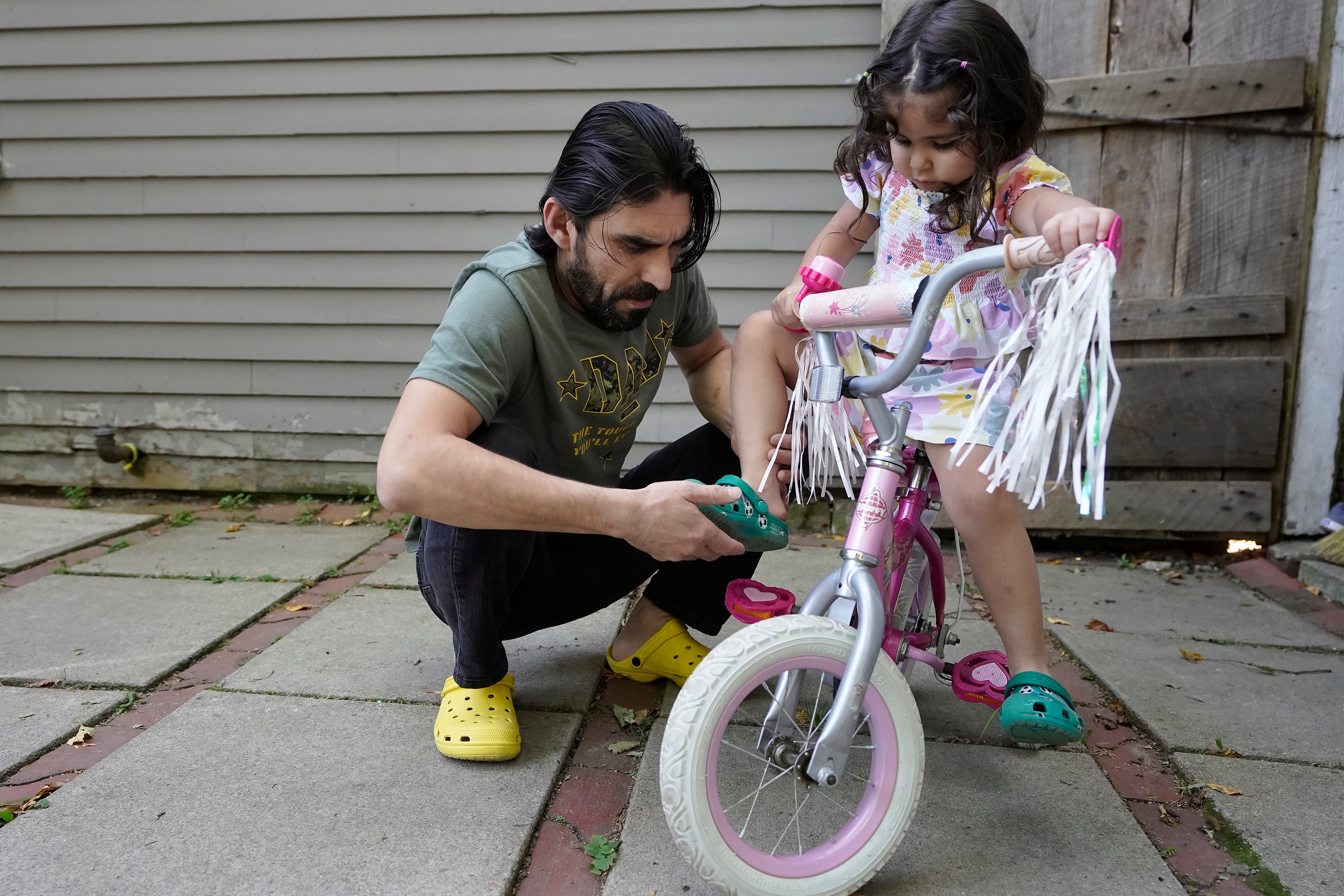 Redesigning Refugee Resettlement