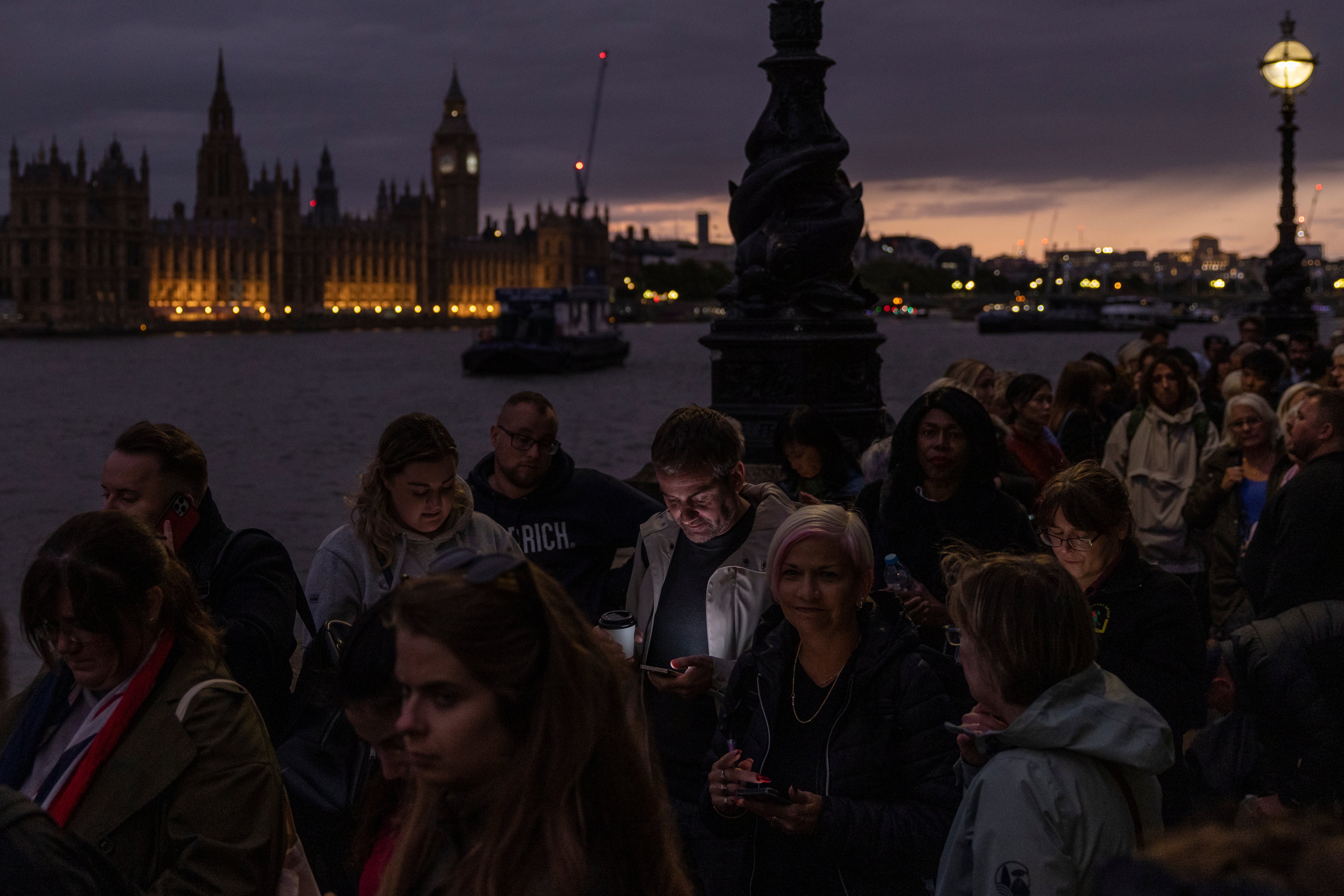 The queue closed at around 10.30pm on Sunday