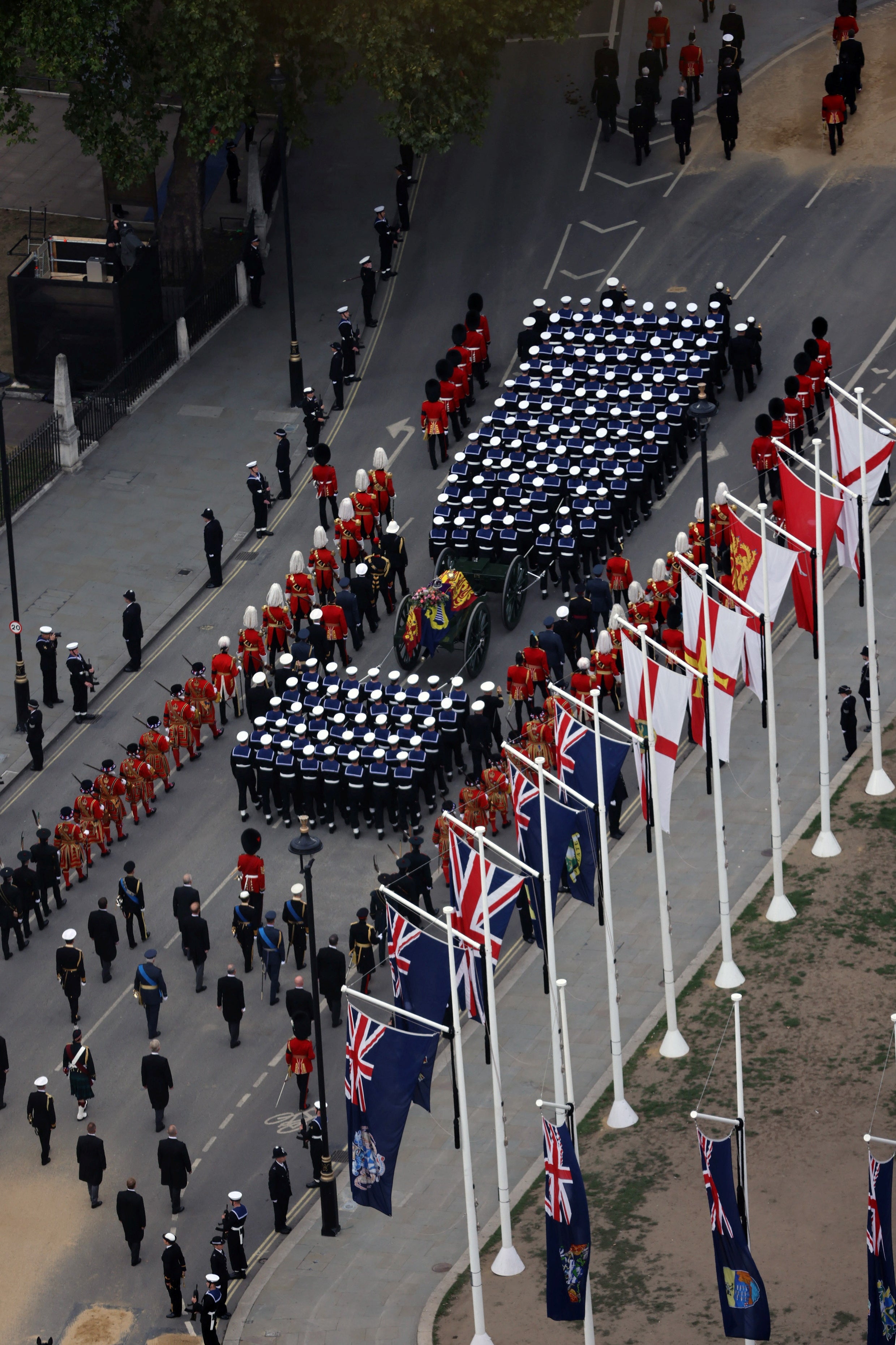 The coffin is moved to Westminster Abbey from Westminster Hall