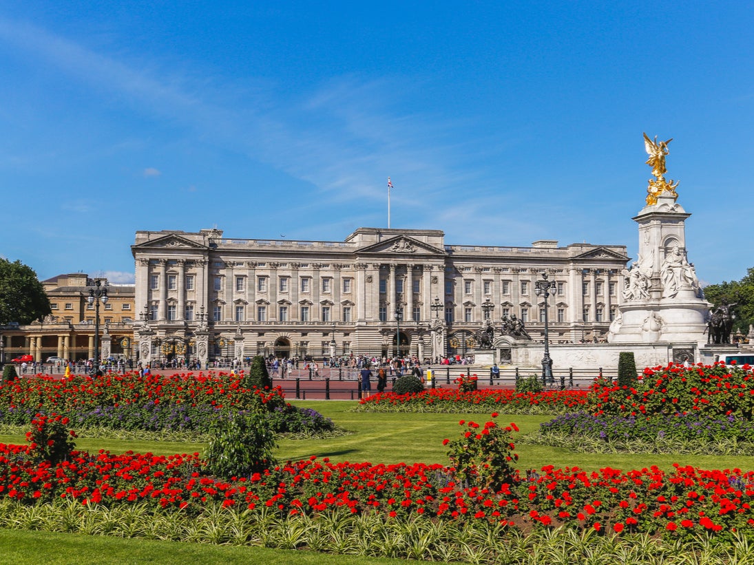 Nothing beats a look inside the opulent residences built and lived in by the world’s ruling families